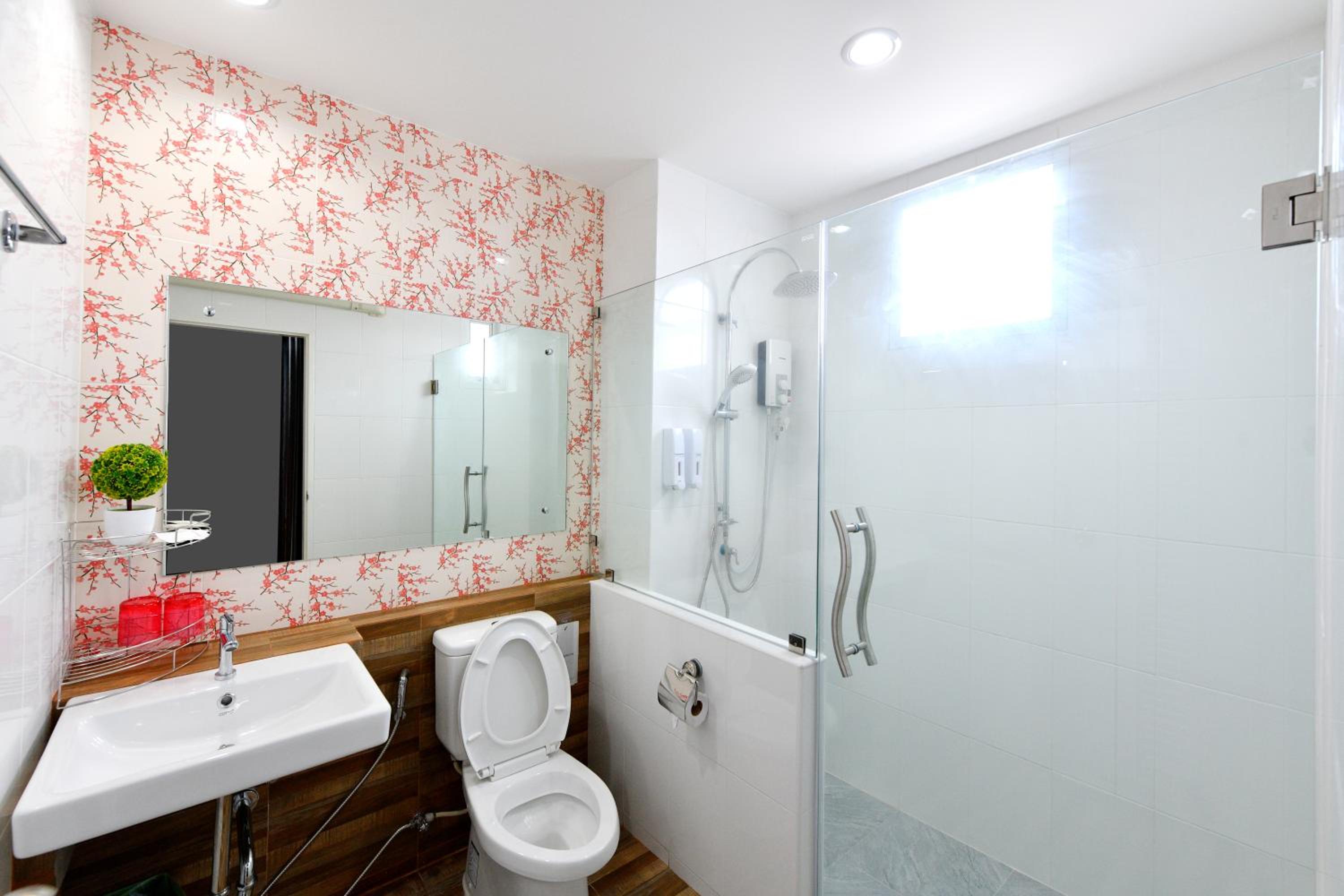 Standard Twin Room - Photo 2
