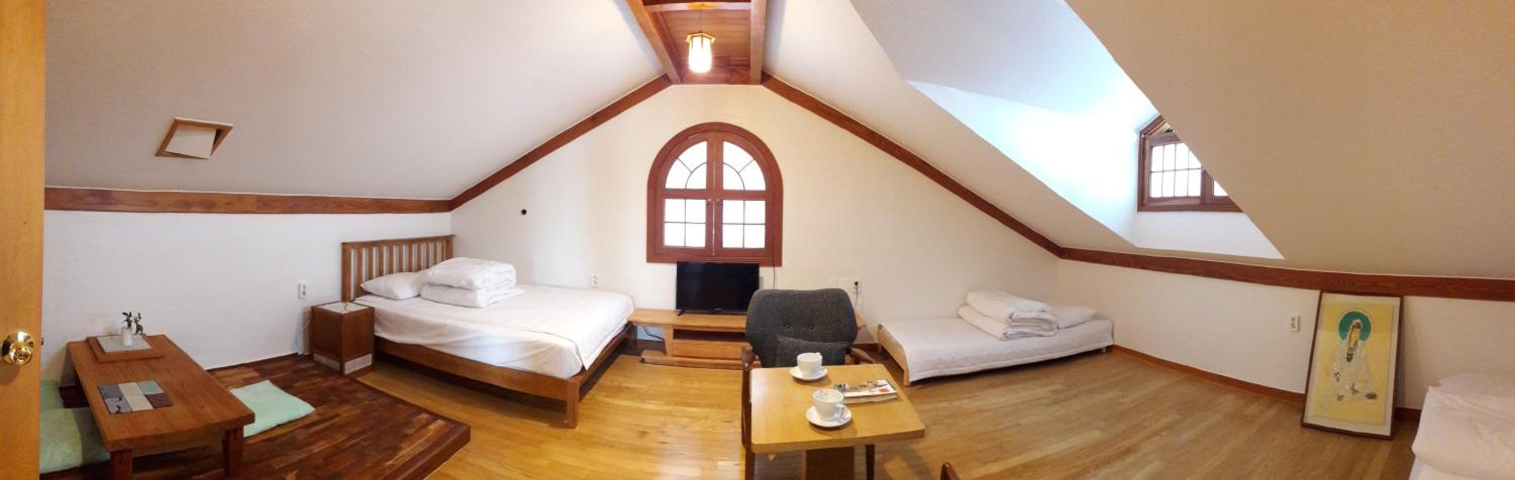 Superior Suite - Photo 44