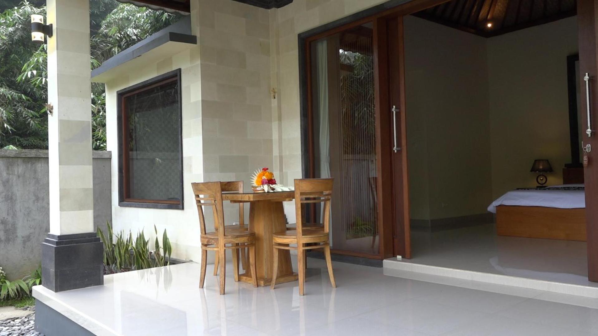 Villa with Private Pool - Photo 15