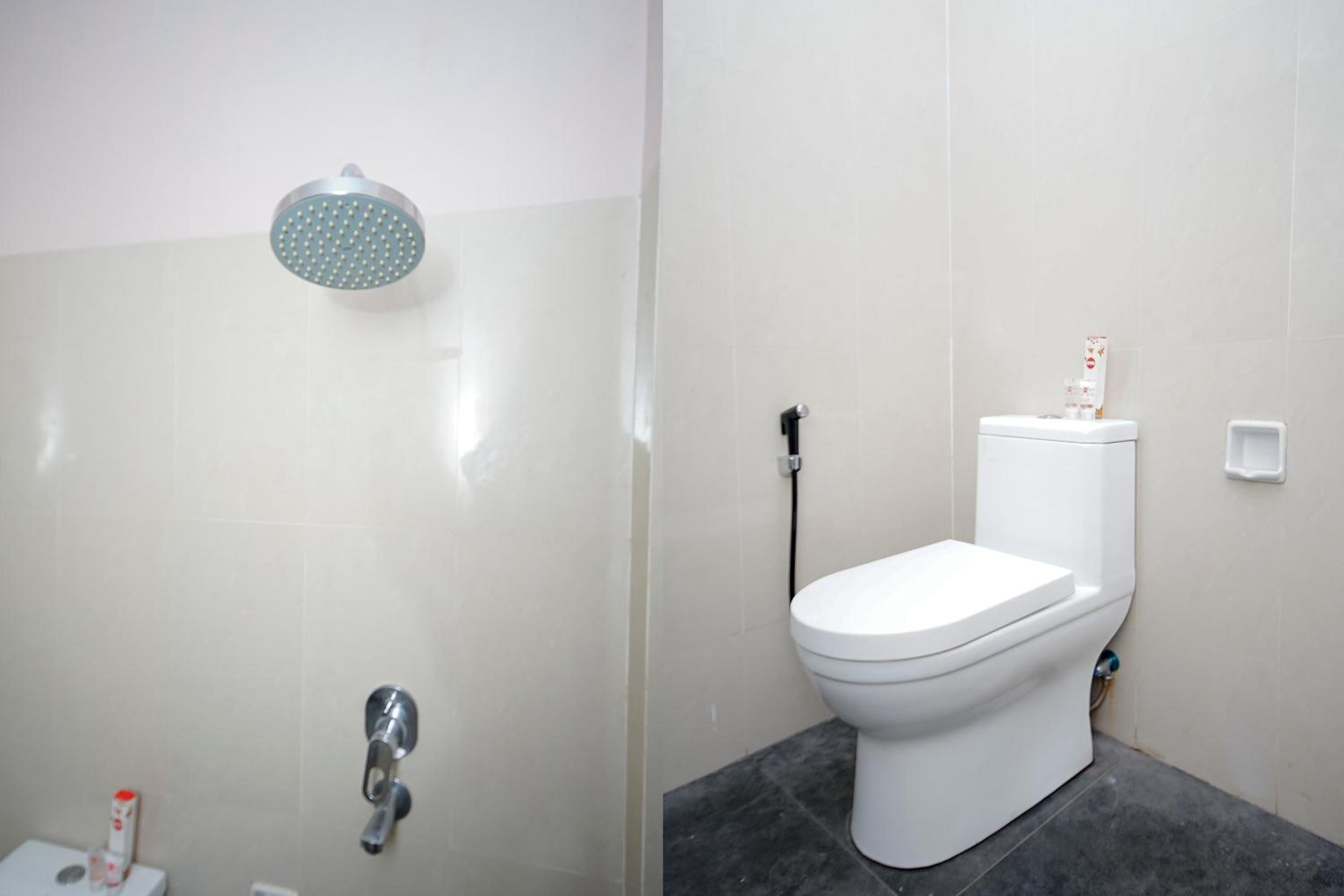 Standard Double Room photo 2