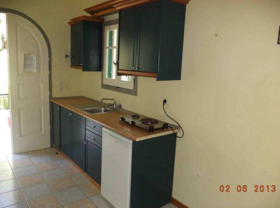 Studio (2 Adults) with Balcony photo 2