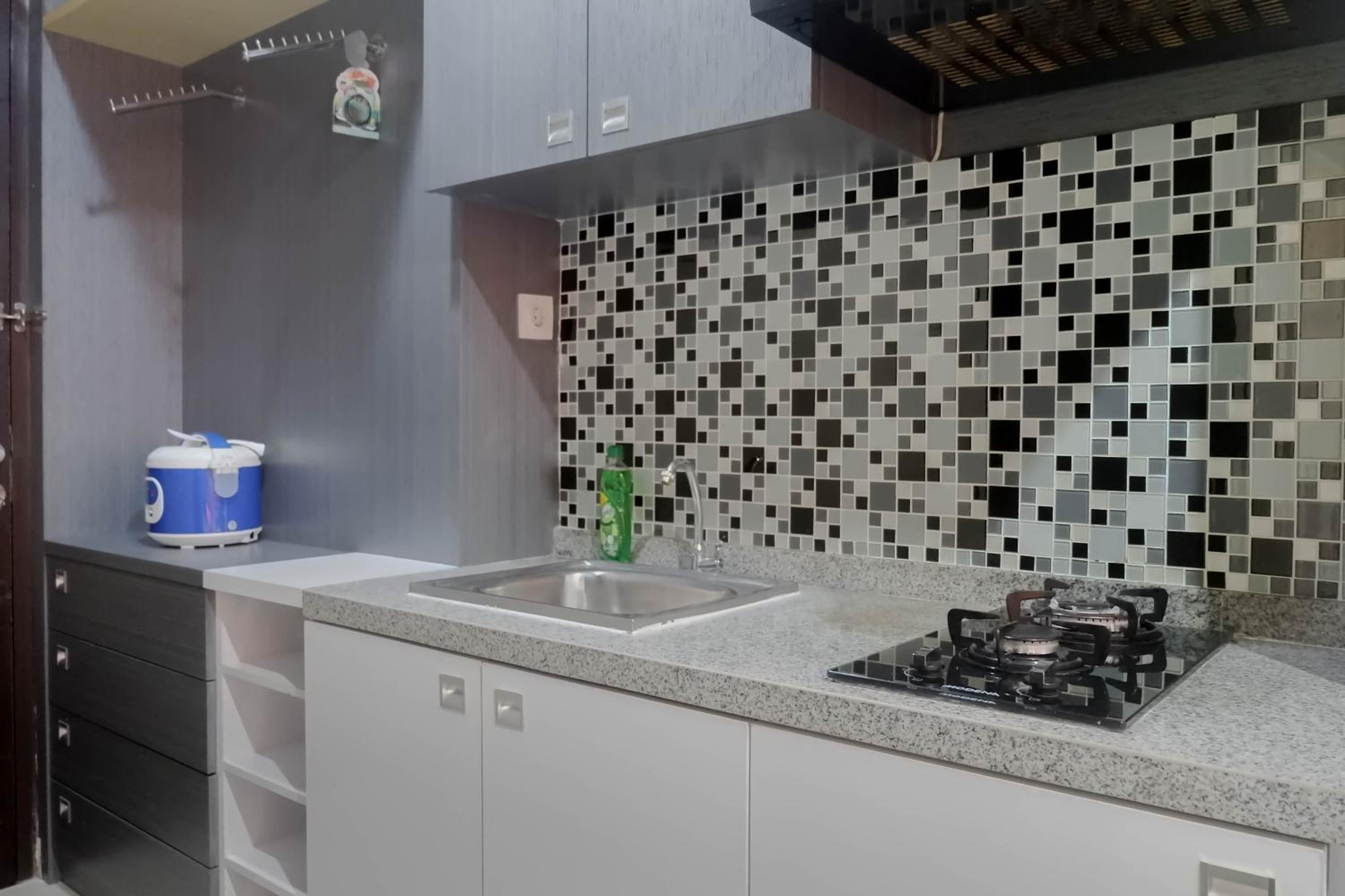 Studio Apartment - Photo 2