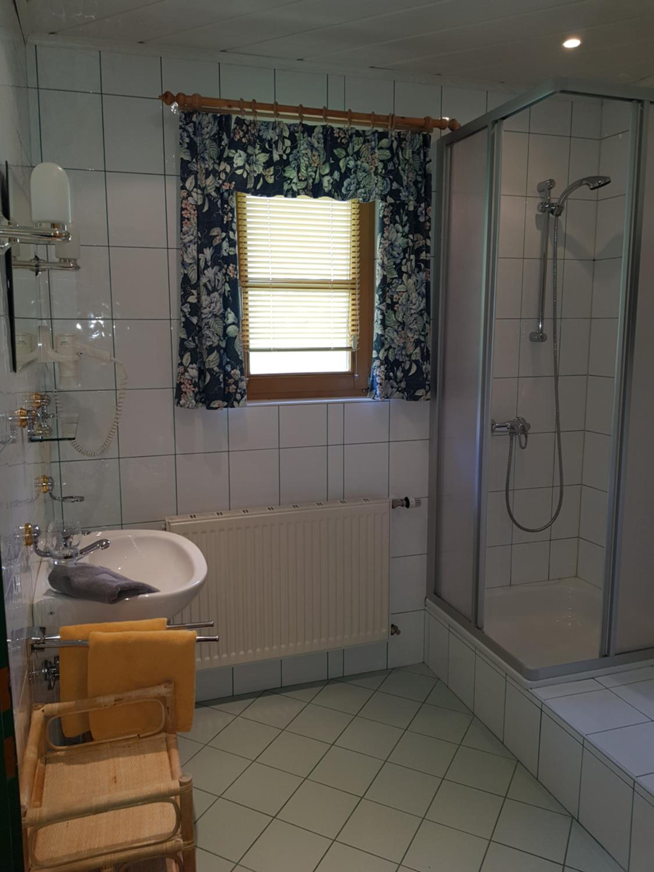 Two-Bedroom Apartment - Photo 43