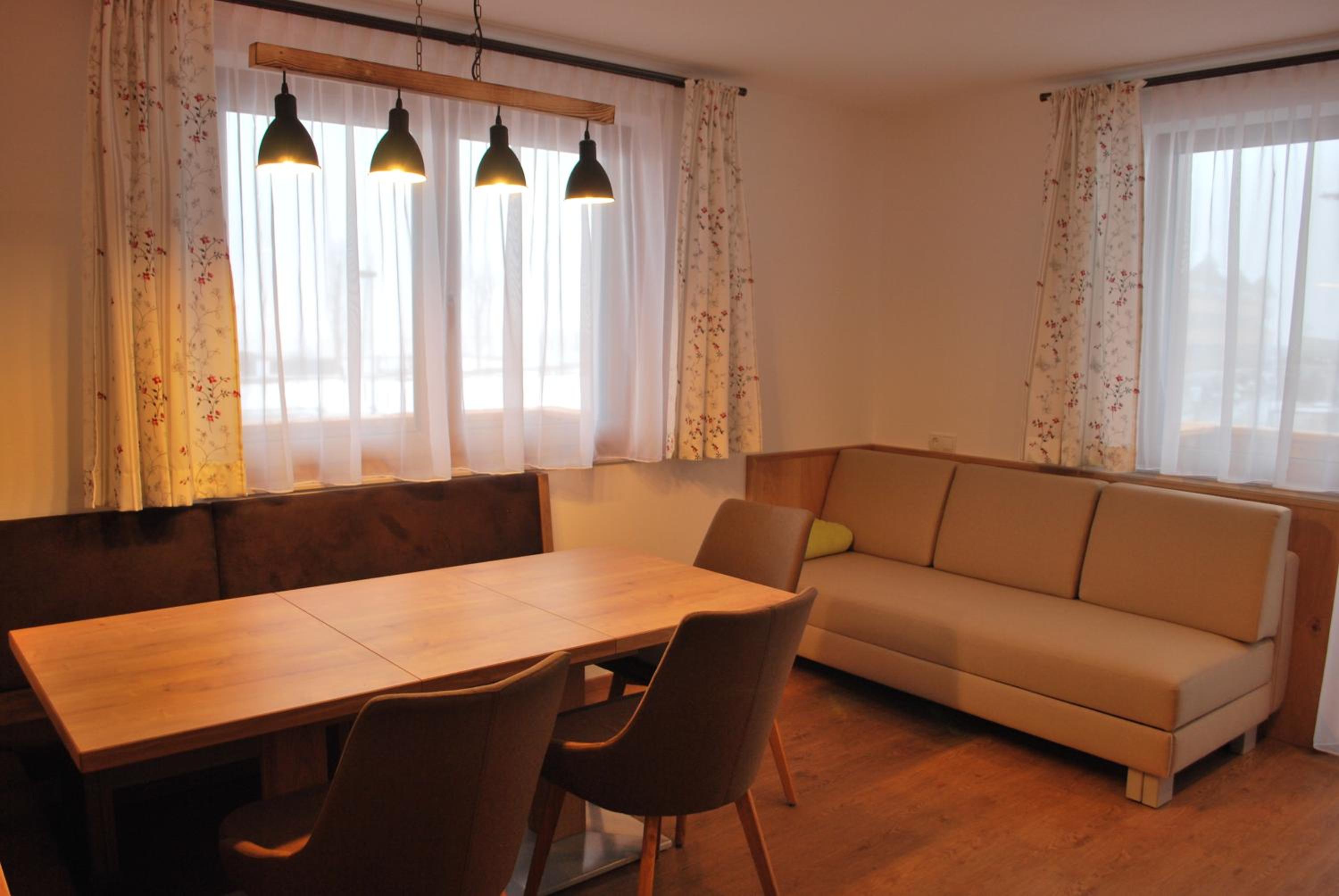Three-Bedroom Apartment - Photo 7