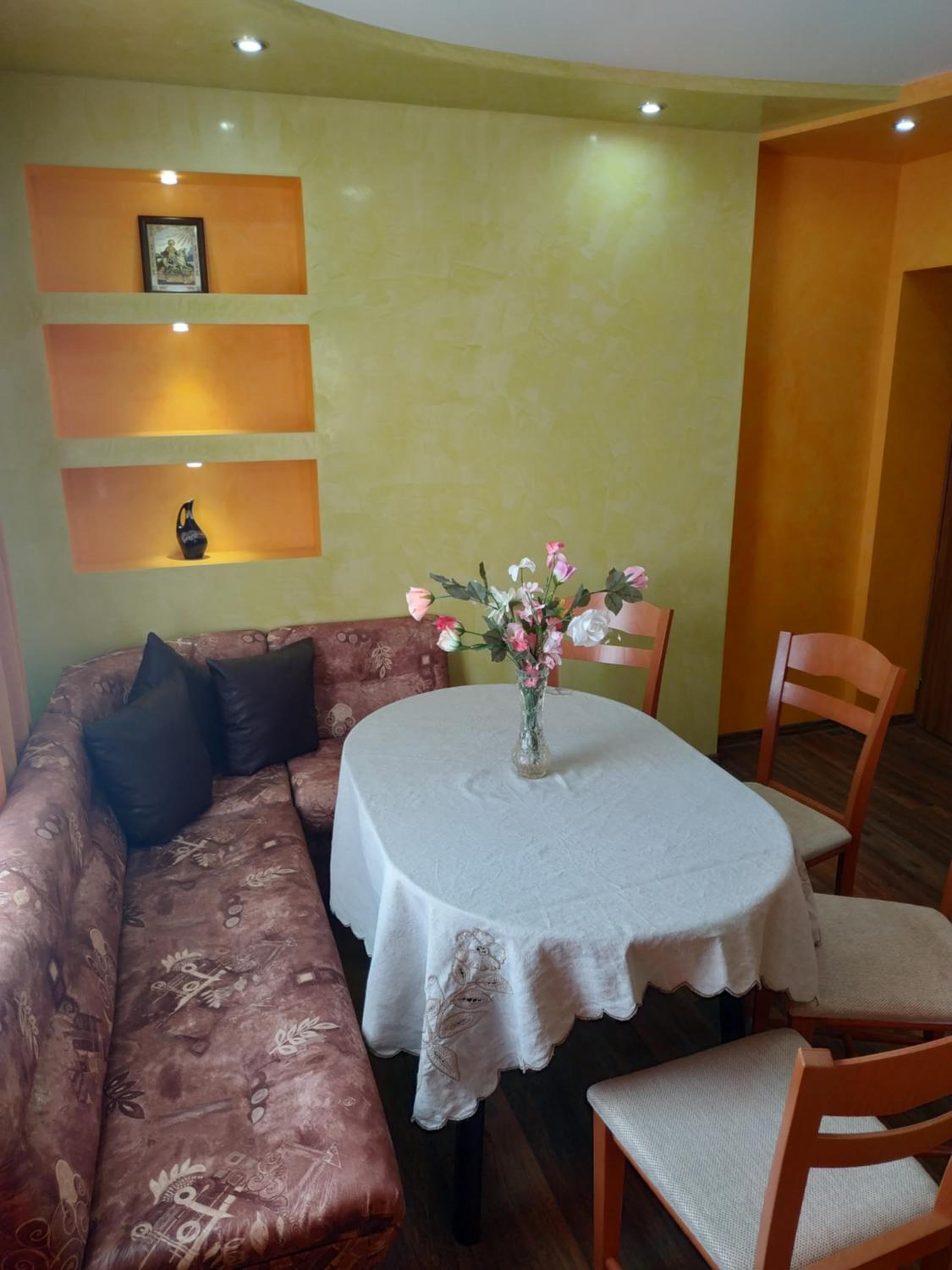 Two-Bedroom Apartment - Photo 17