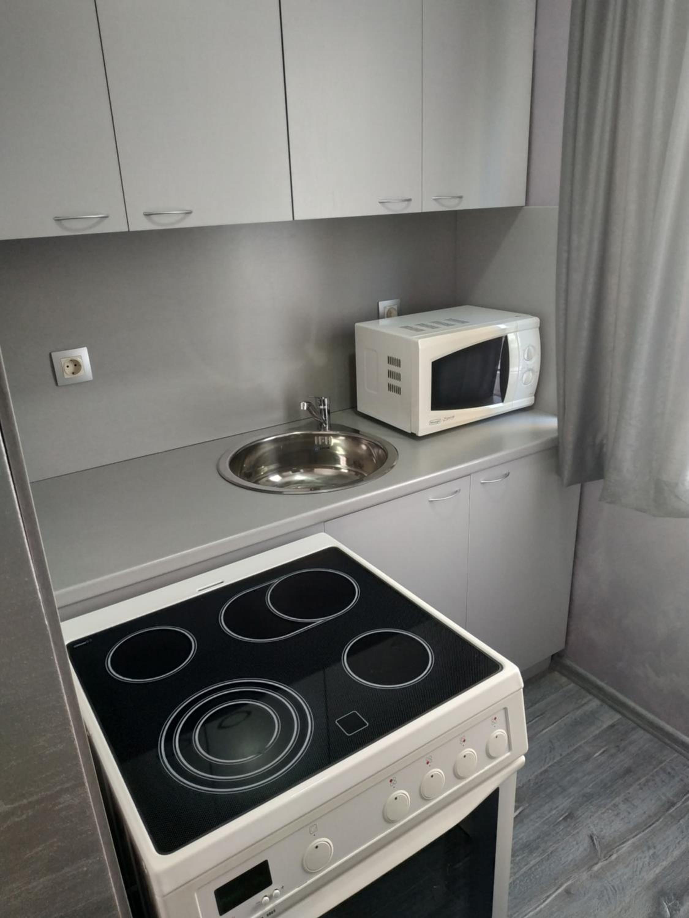 Two-Bedroom Apartment - Photo 11