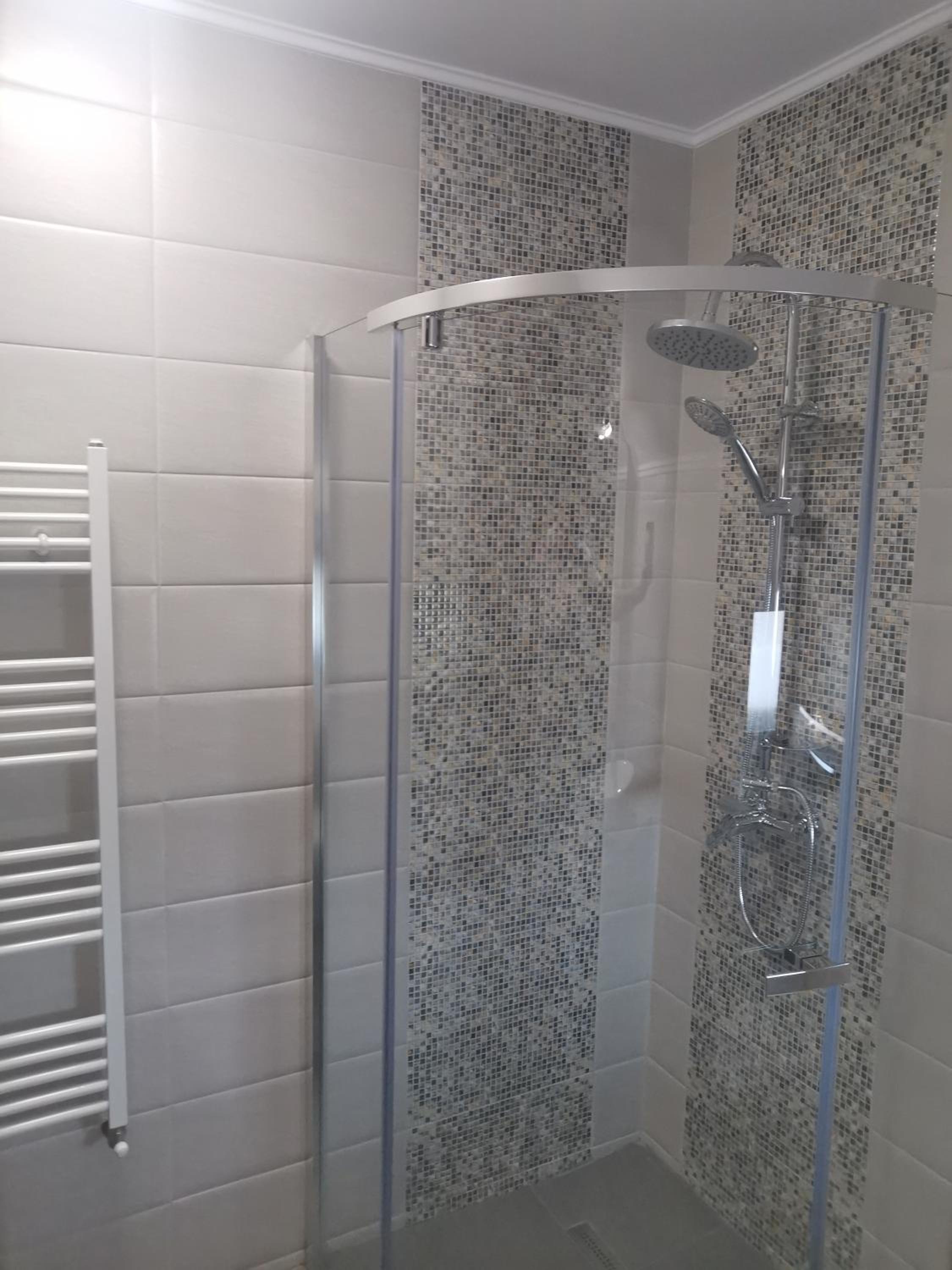 Double or Twin Room with Private Bathroom - Photo 5