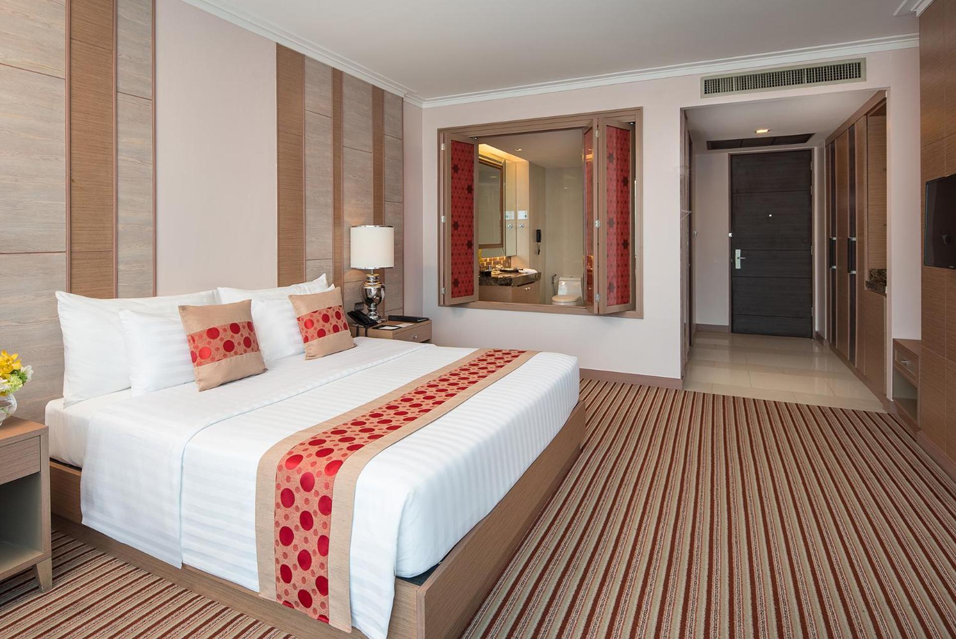 Luxury Room (Main Tower) thumbnail 5