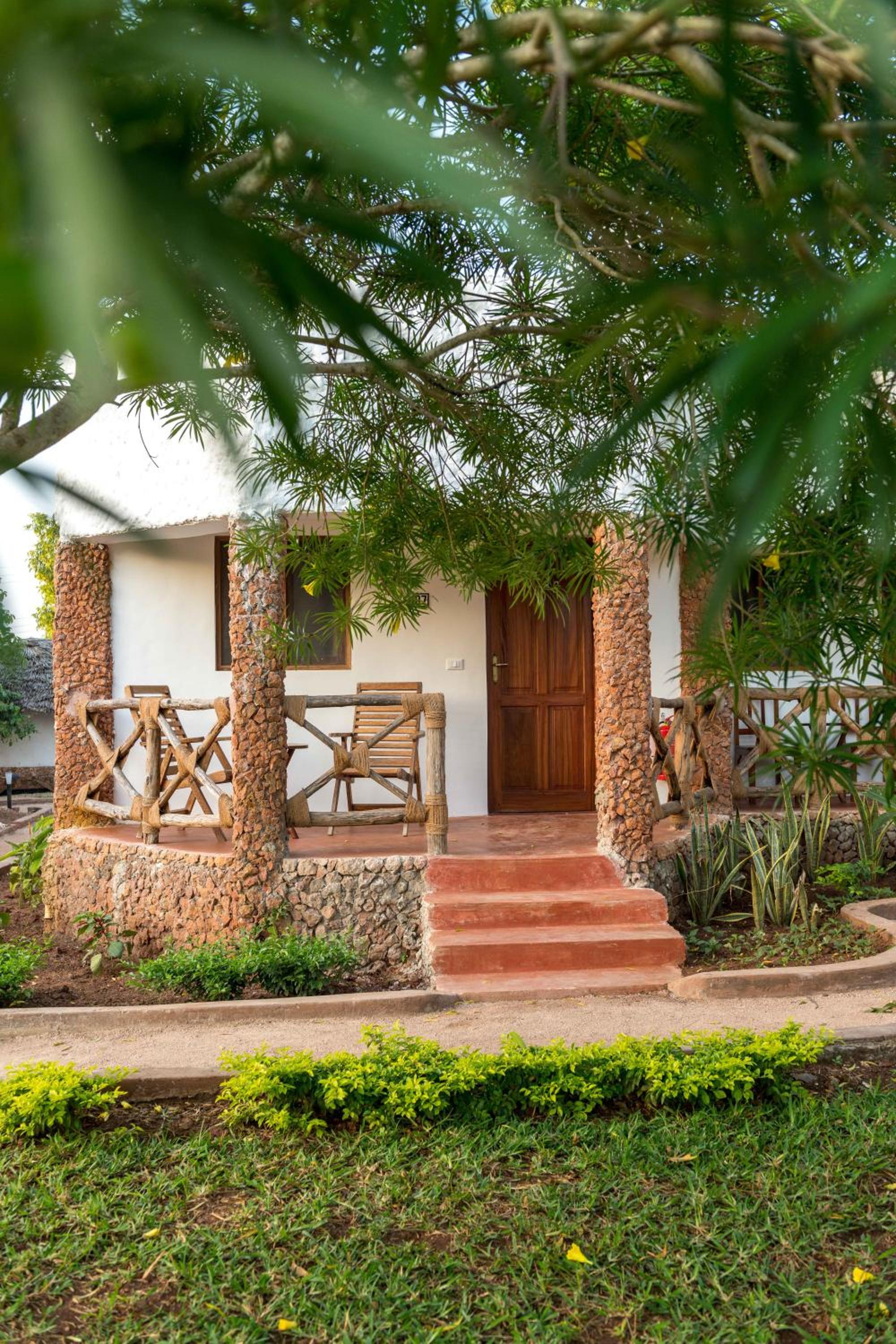 Baobab Garden Room