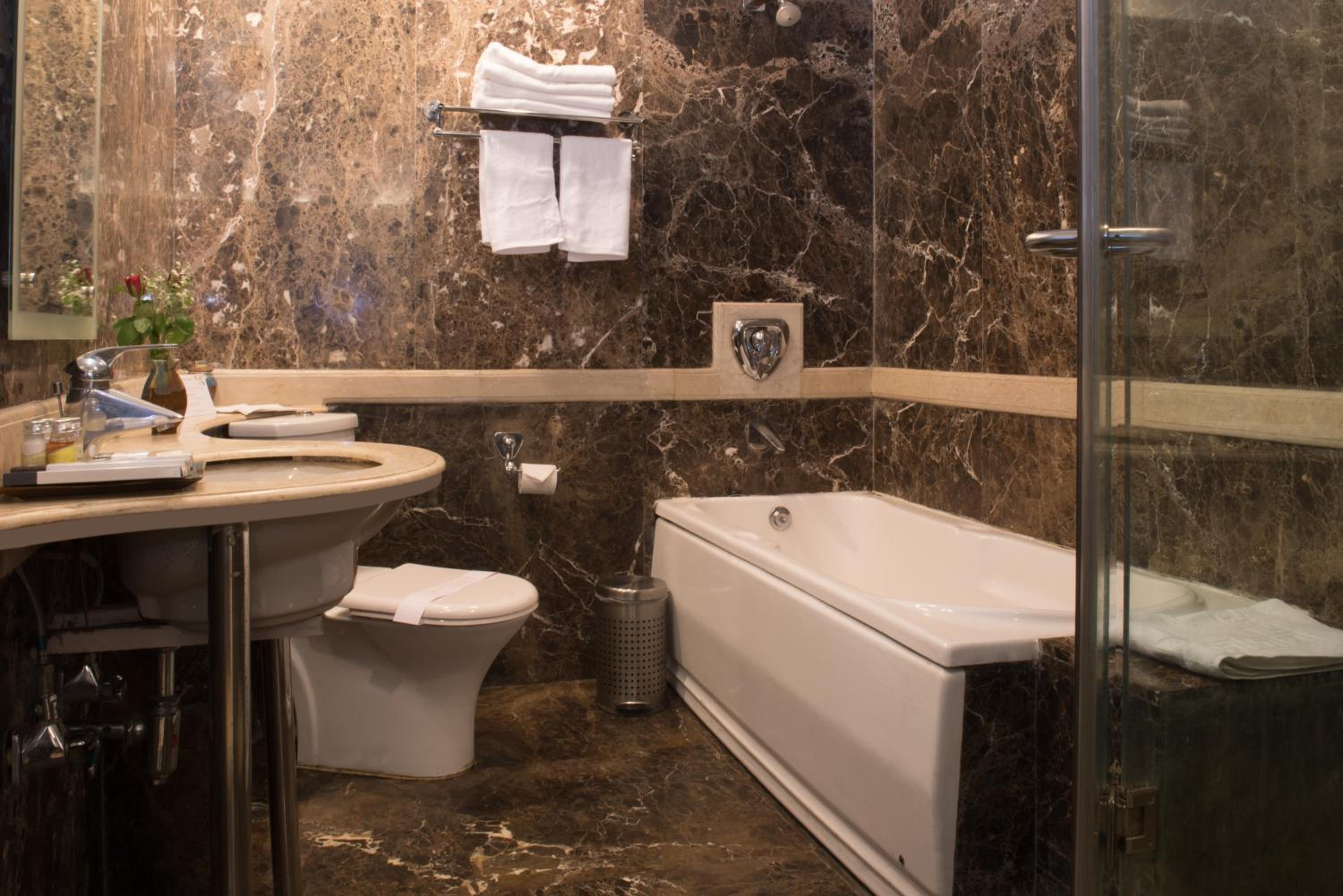 Garden View Suite with complimentary airport drop