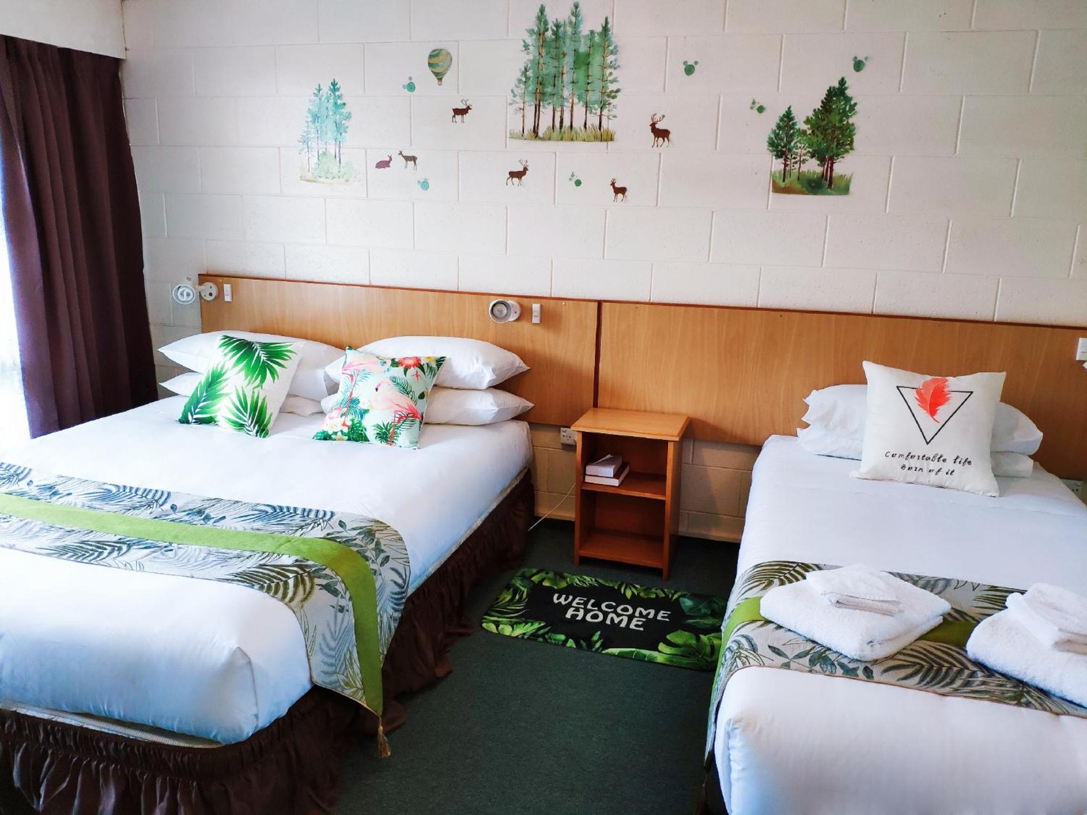 Triple Room with Bathroom - Photo 1