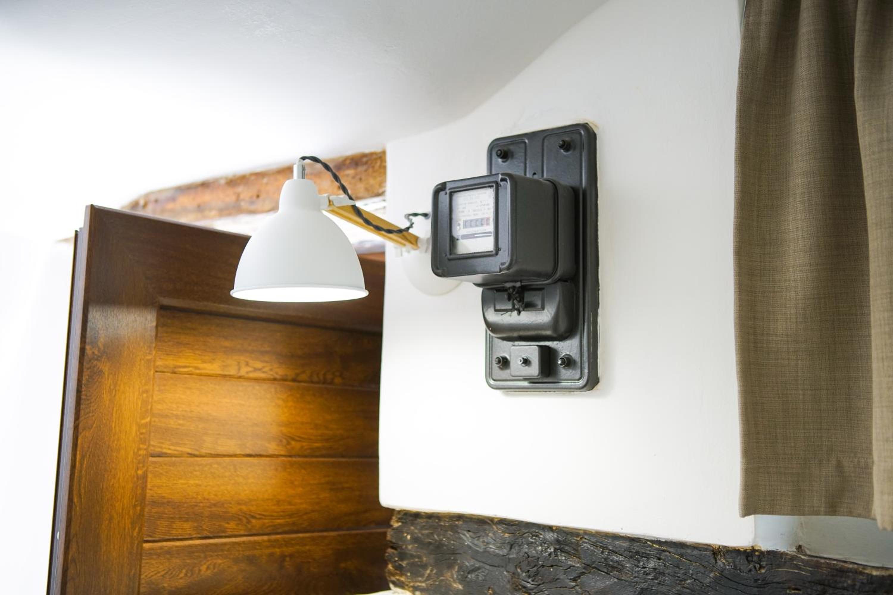 One-Bedroom House - Photo 48