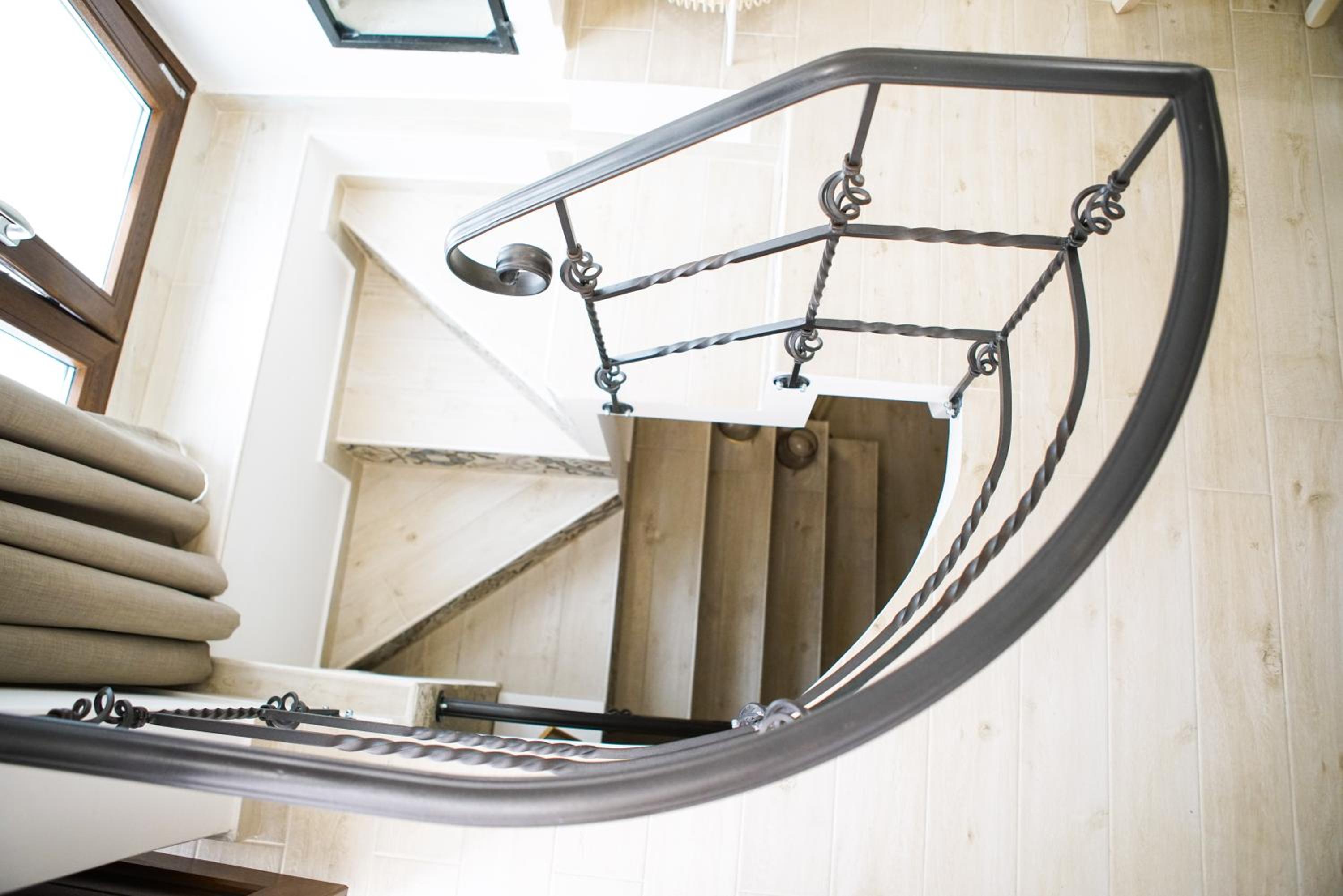 One-Bedroom House - Photo 49
