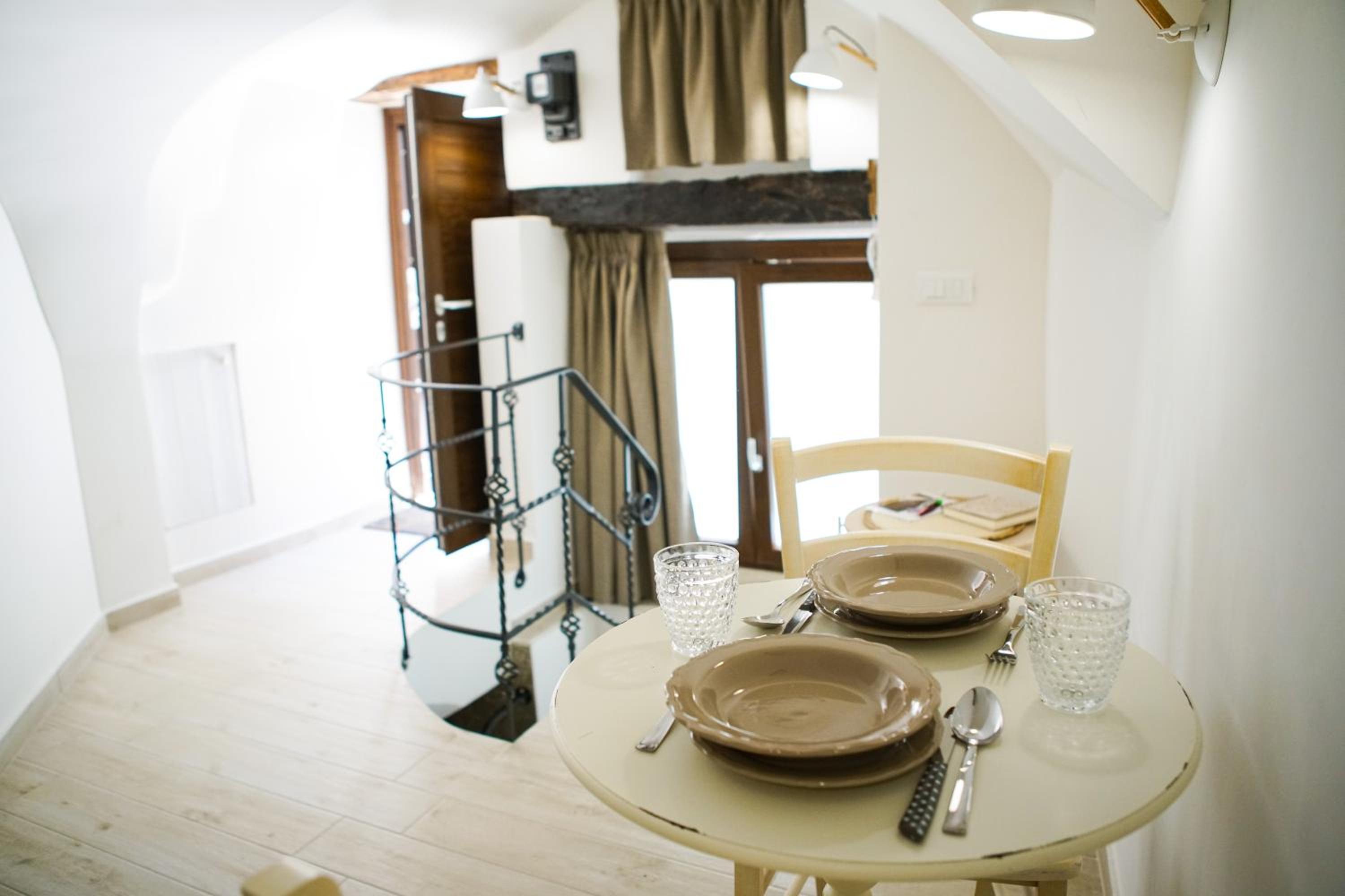 One-Bedroom House - Photo 47