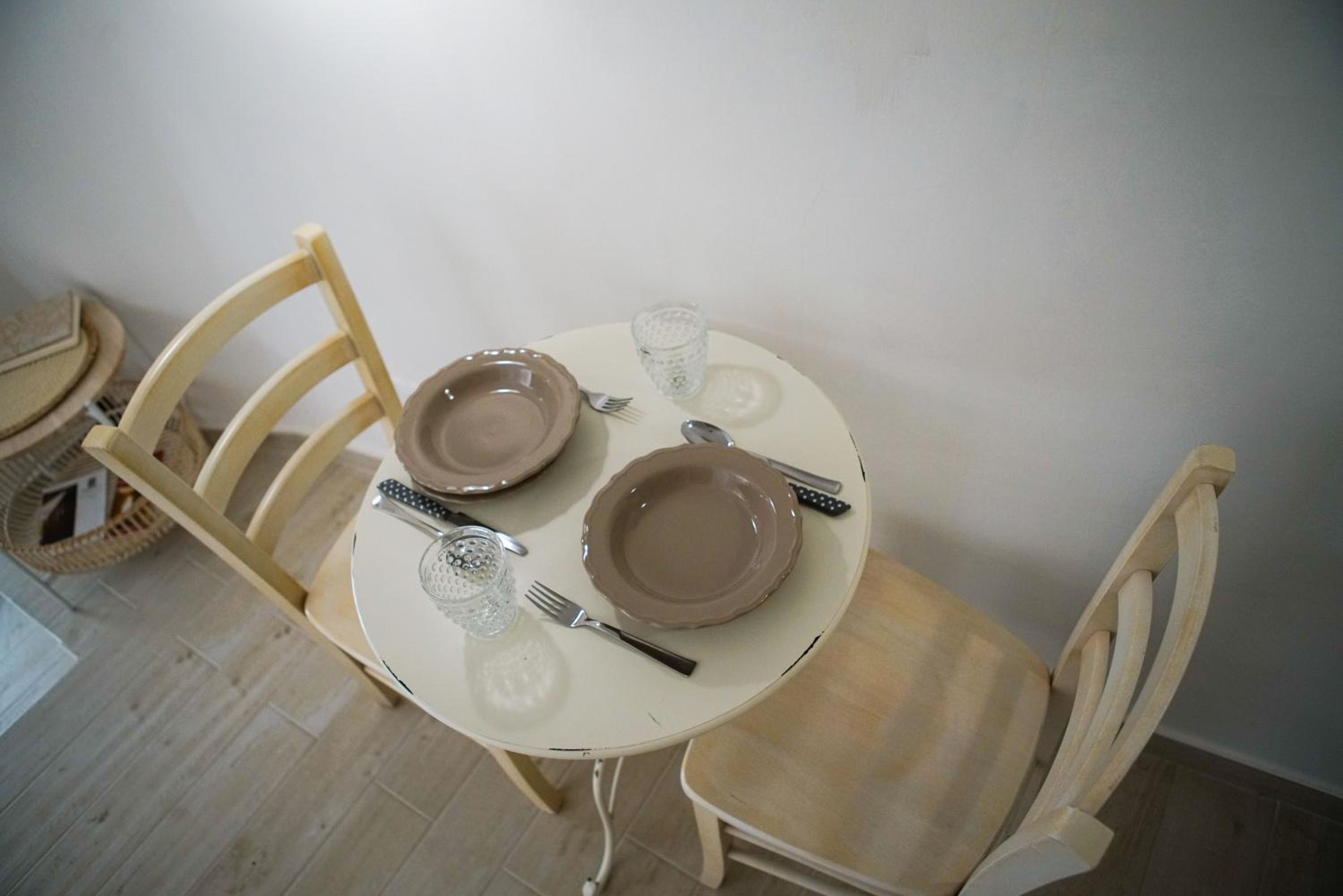 One-Bedroom House - Photo 46