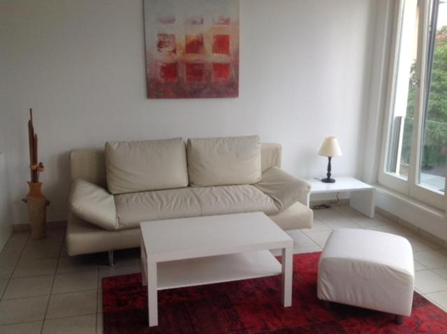 Apartment with Balcony photo 3
