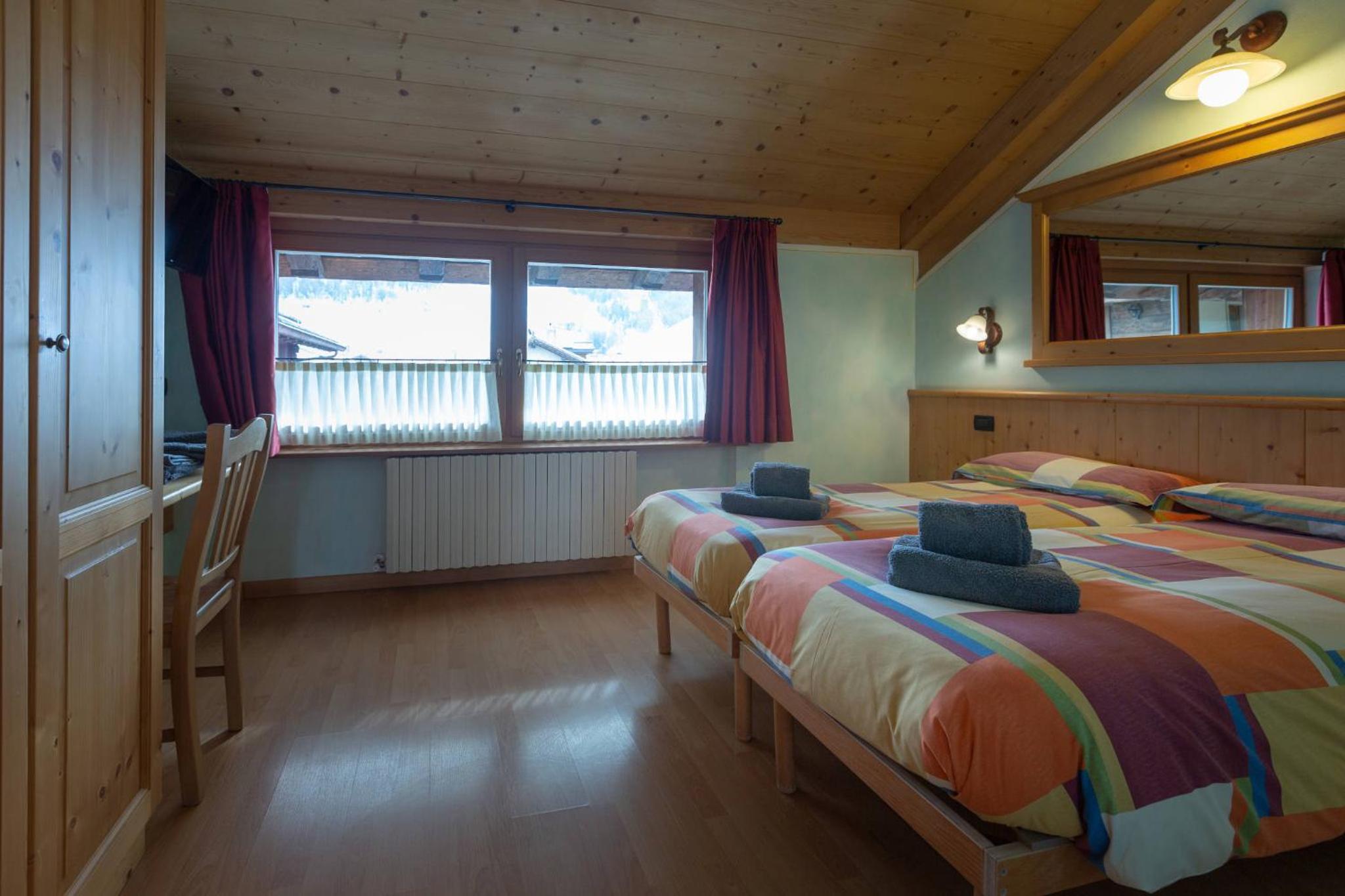 Two-Bedroom Apartment - Photo 8