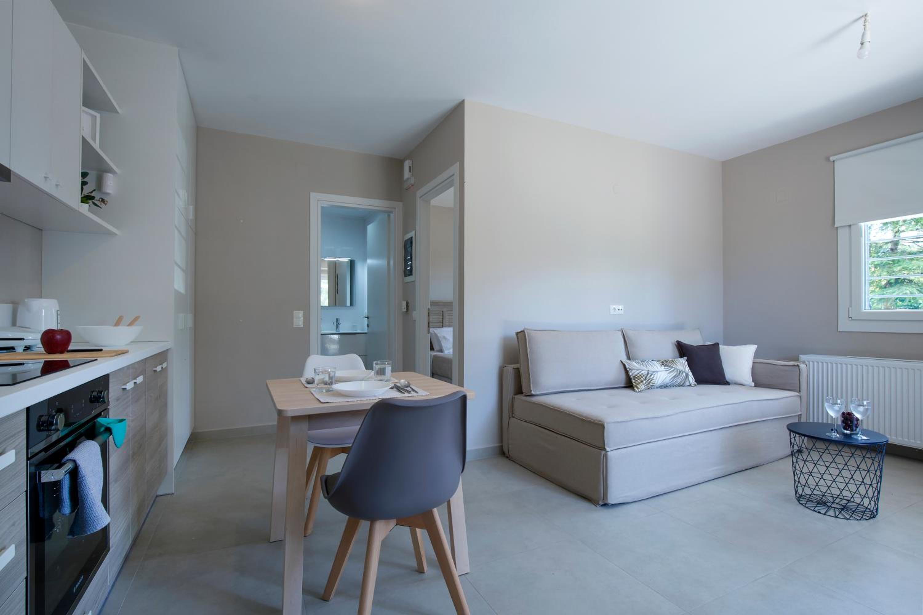 One-Bedroom Apartment - Photo 15
