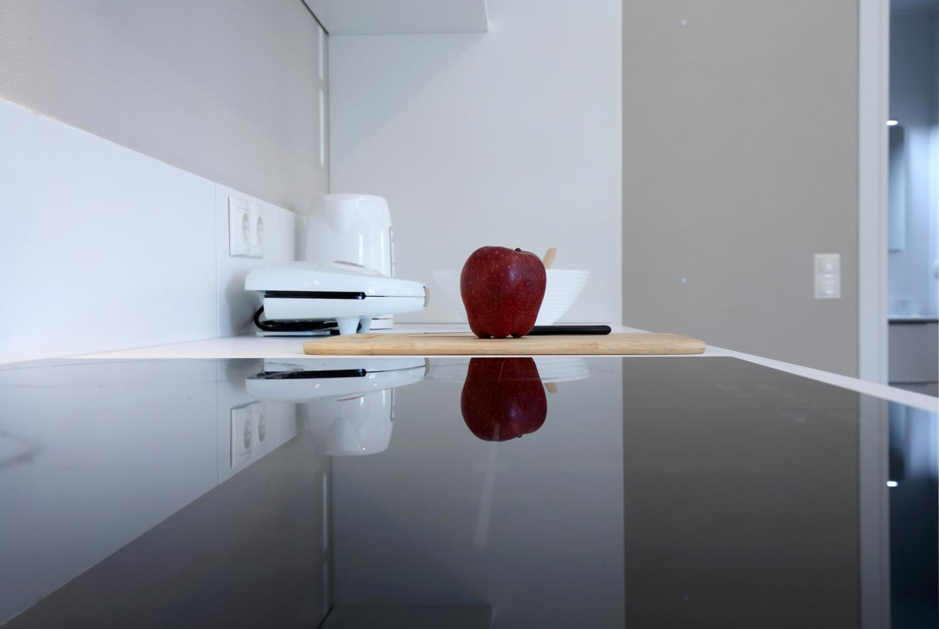 One-Bedroom Apartment - Photo 2
