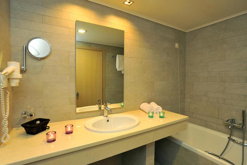 Junior Suite with Balcony photo 3