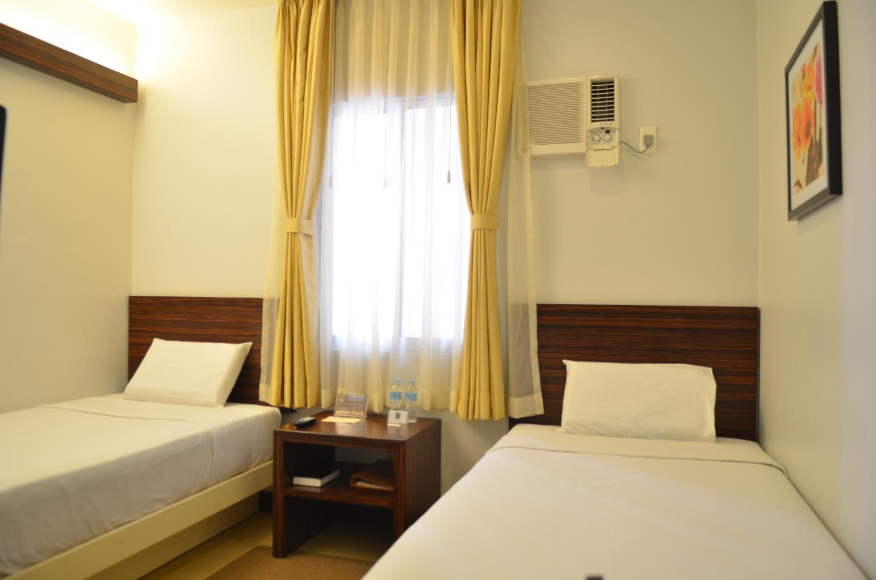 Deluxe Twin Room photo 2