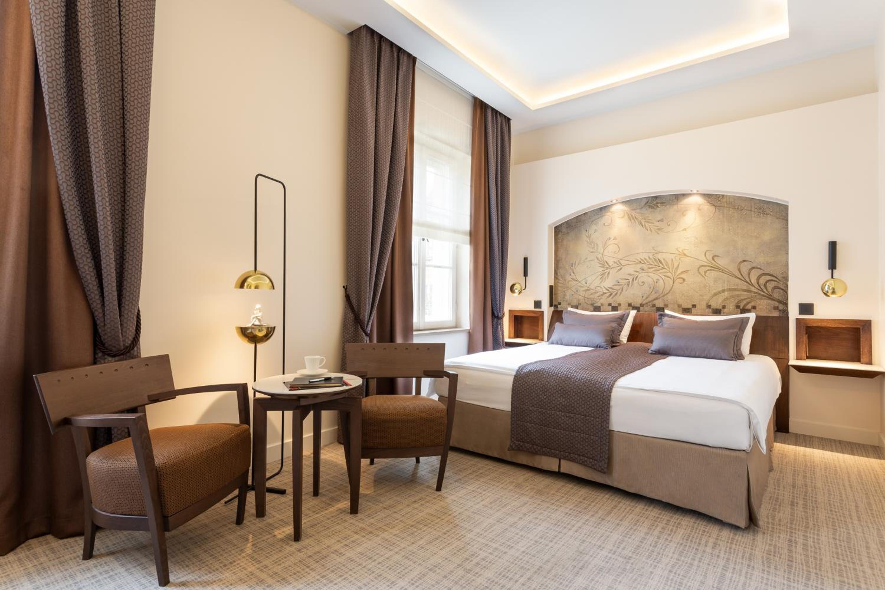 Superior Double Room - Photo 1