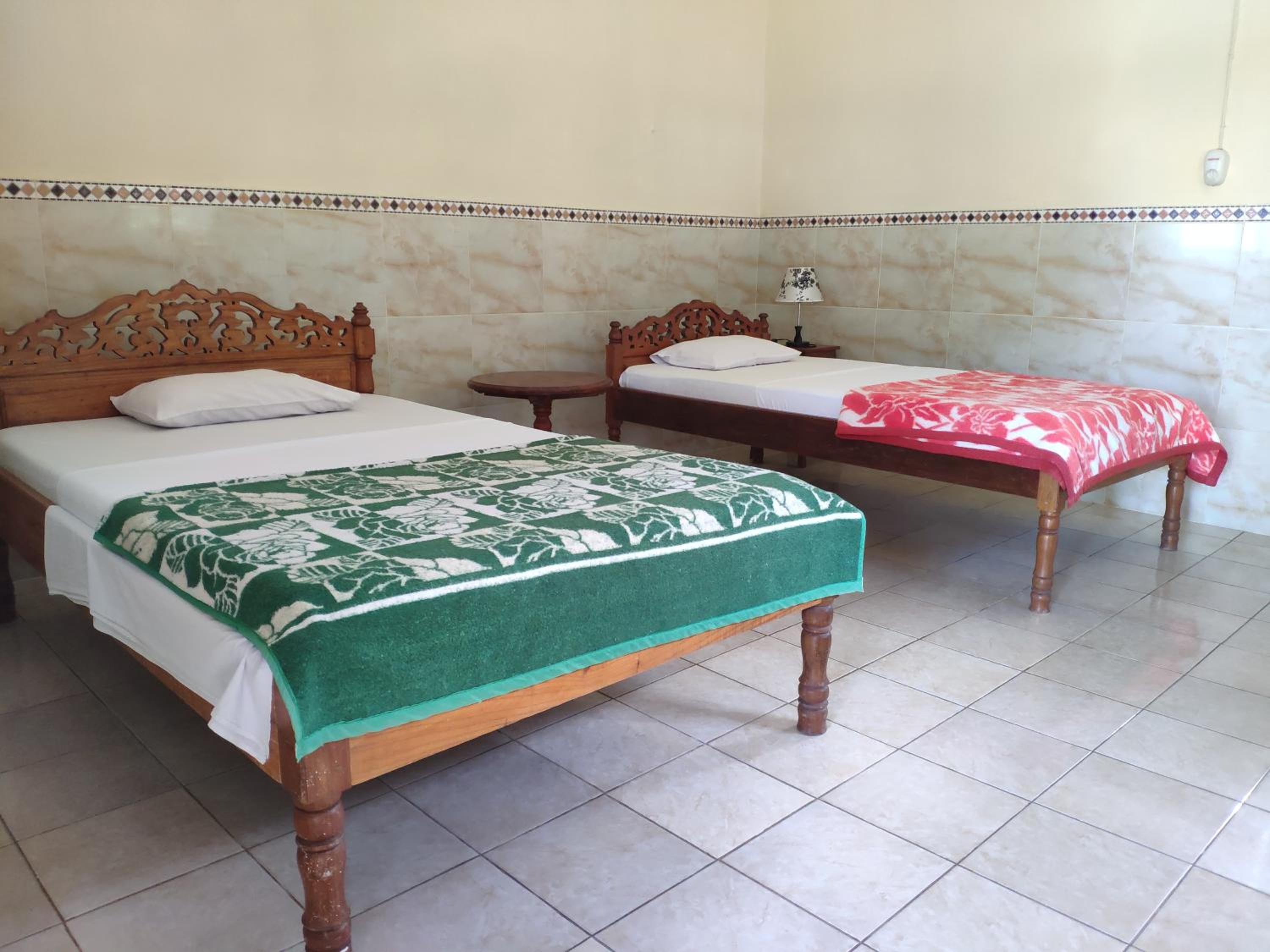Standard Twin Room with Garden View photo 3