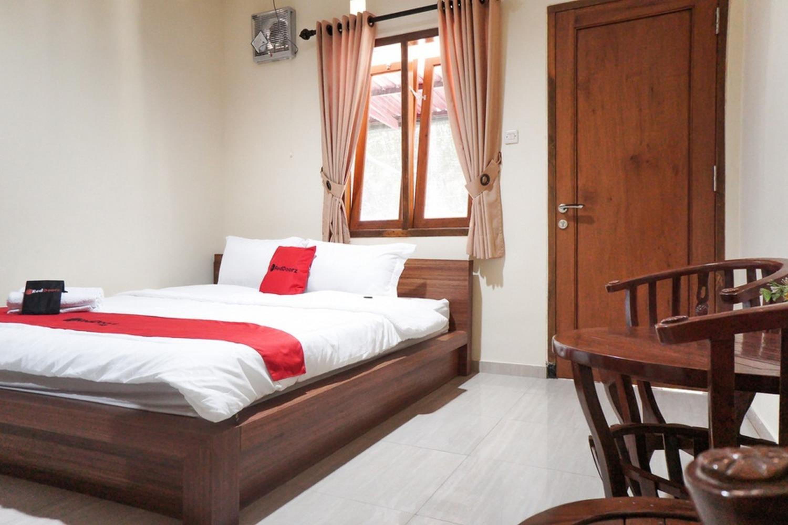 Standard Double Room - Photo 1