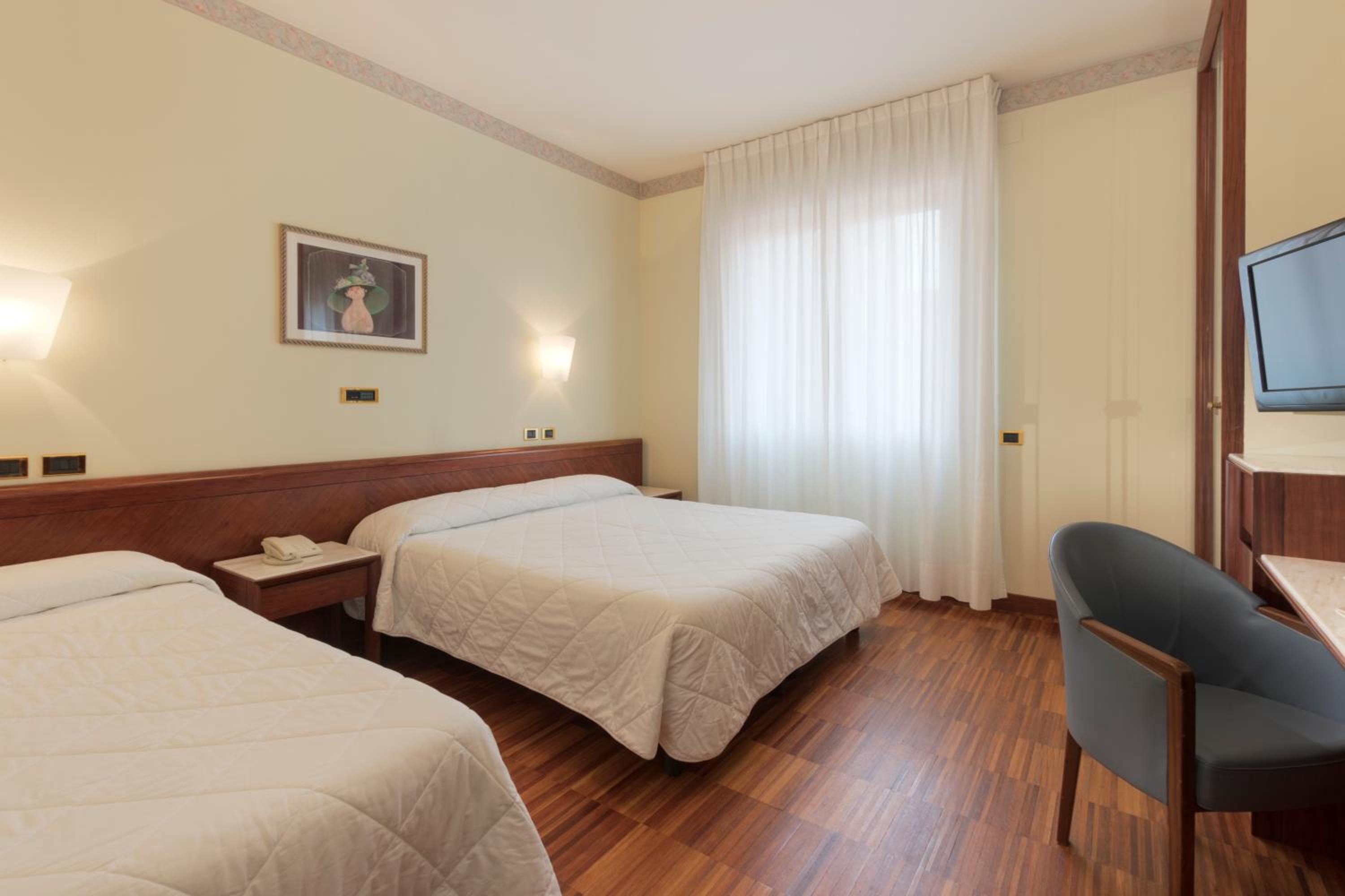 Triple Room photo 3