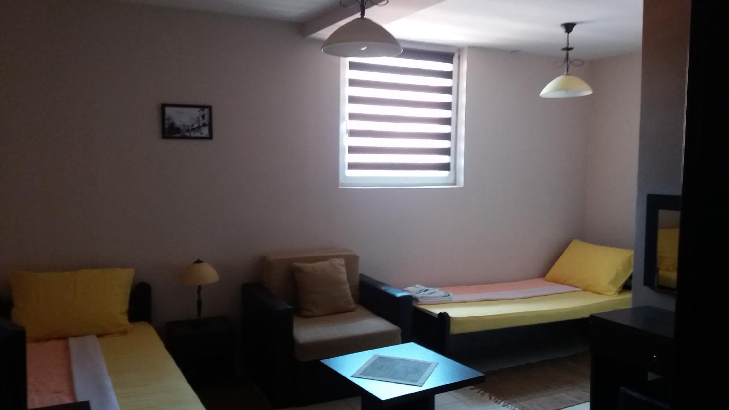 Twin Room With Private Bathroom photo 2