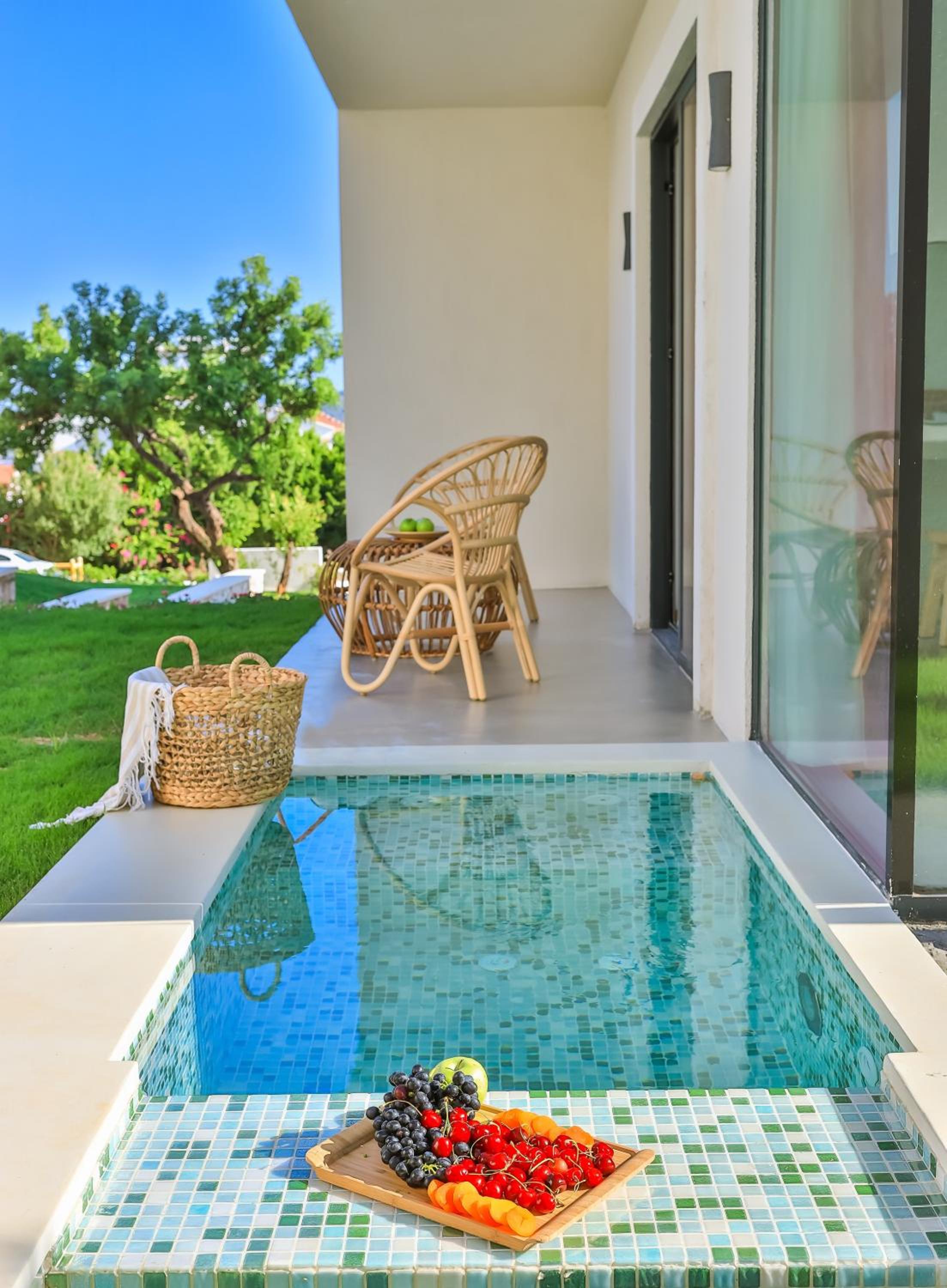 Double Room with Spa Bath - Photo 7