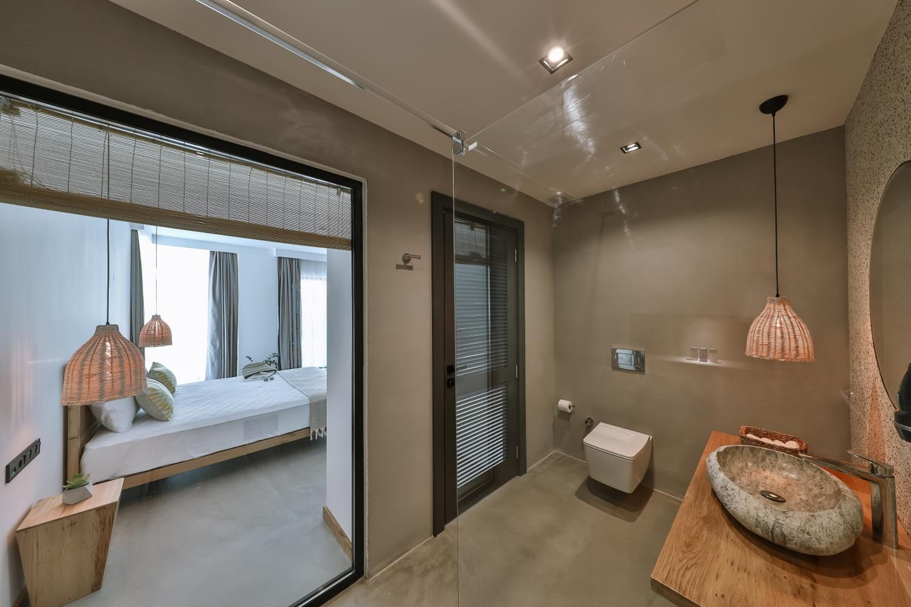 Double Room with Spa Bath - Photo 4