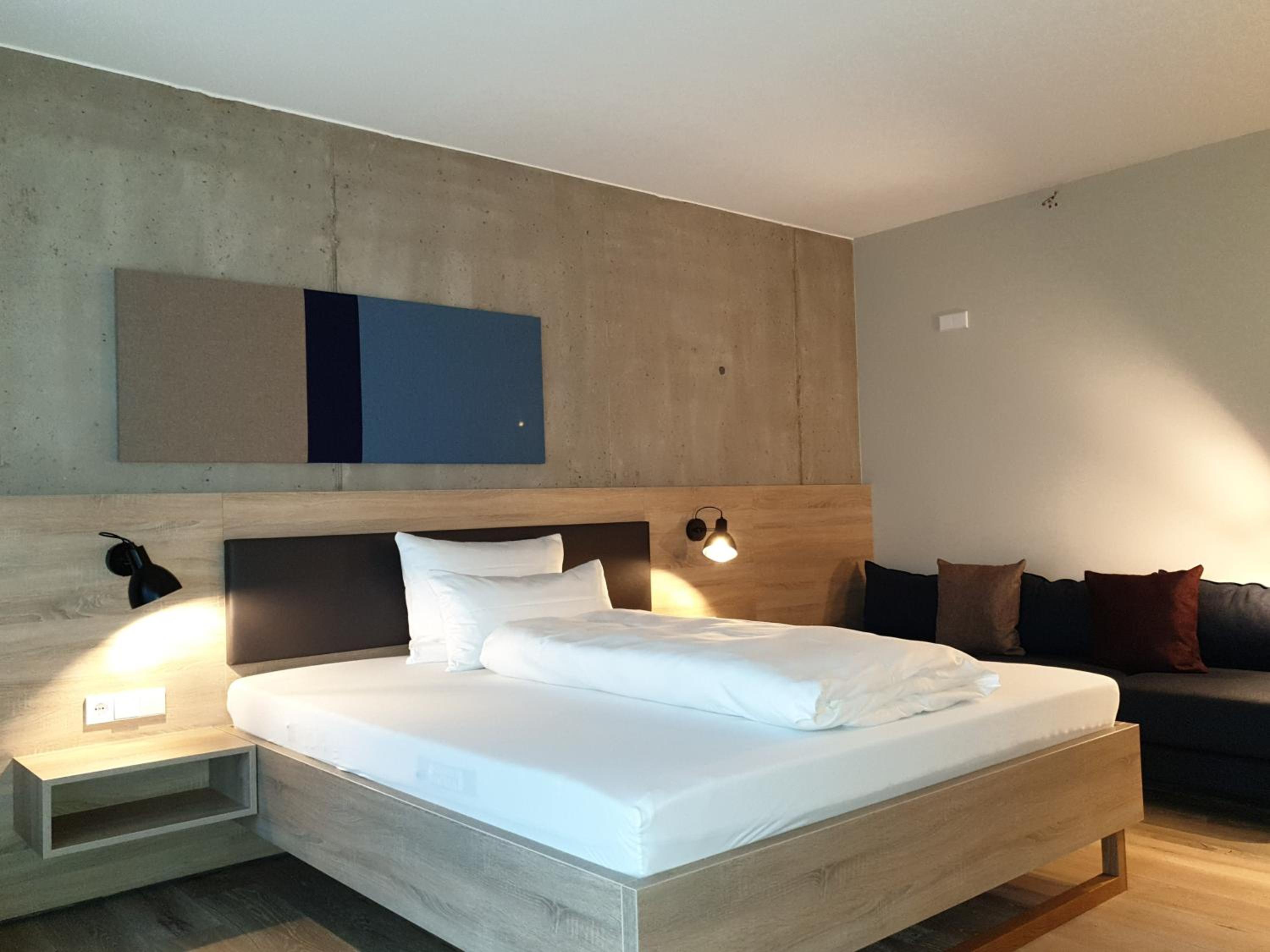 Business Room - Photo 2