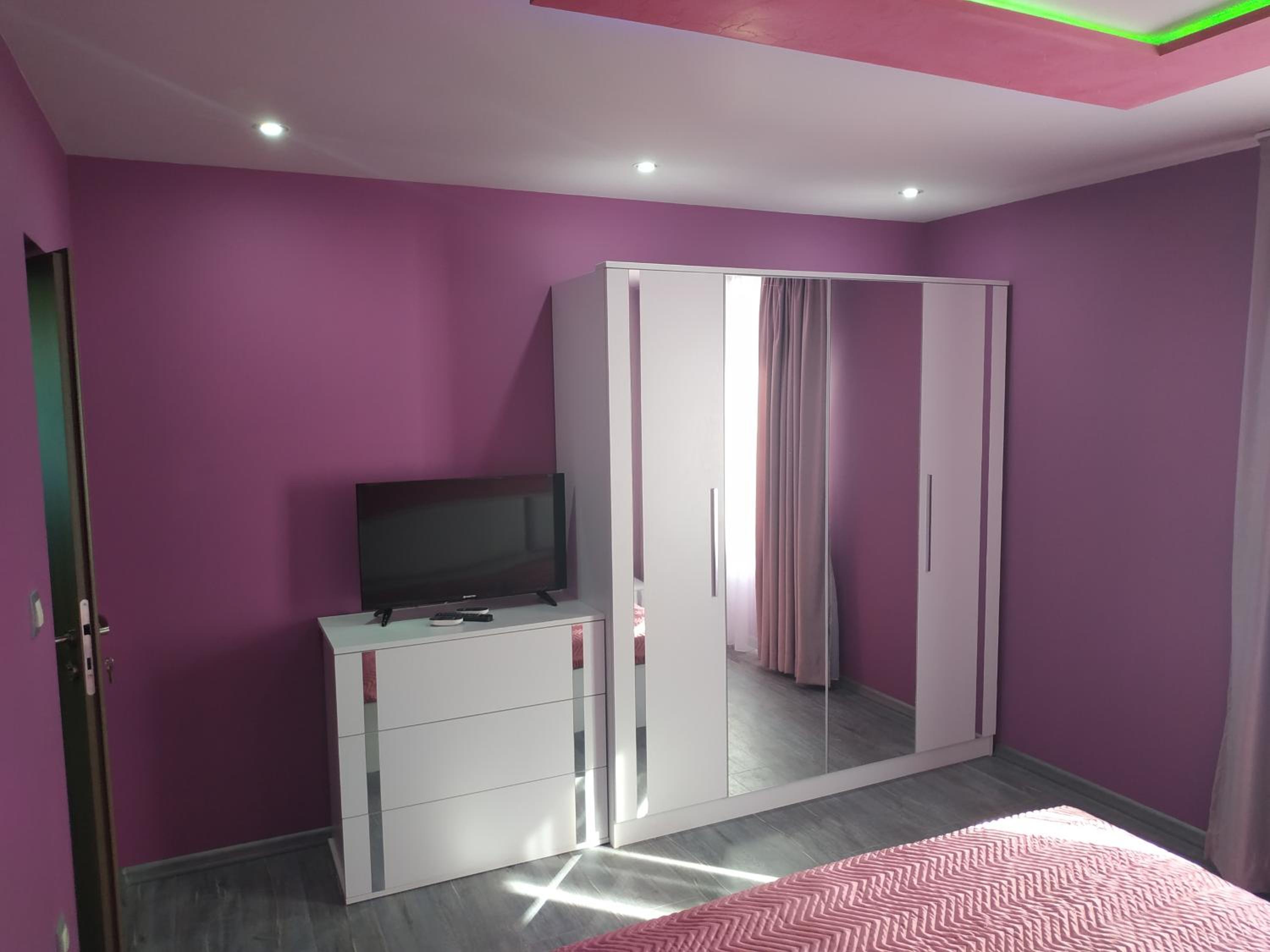 Two-Bedroom Apartment - Photo 26