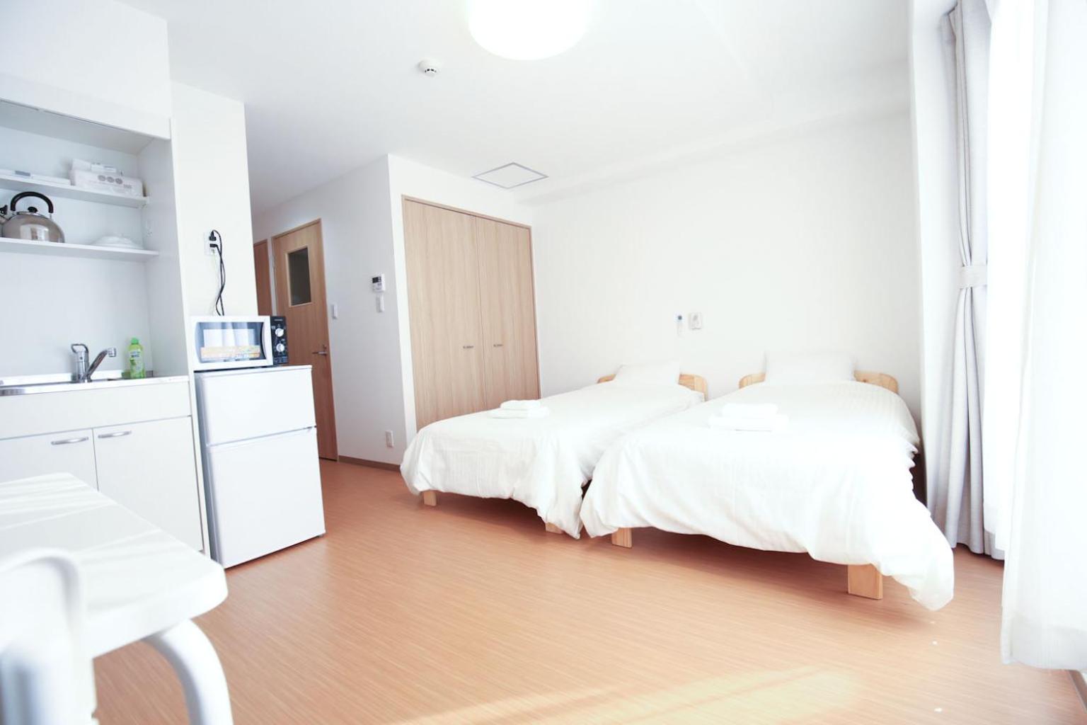 Twin Room with Private Bathroom
