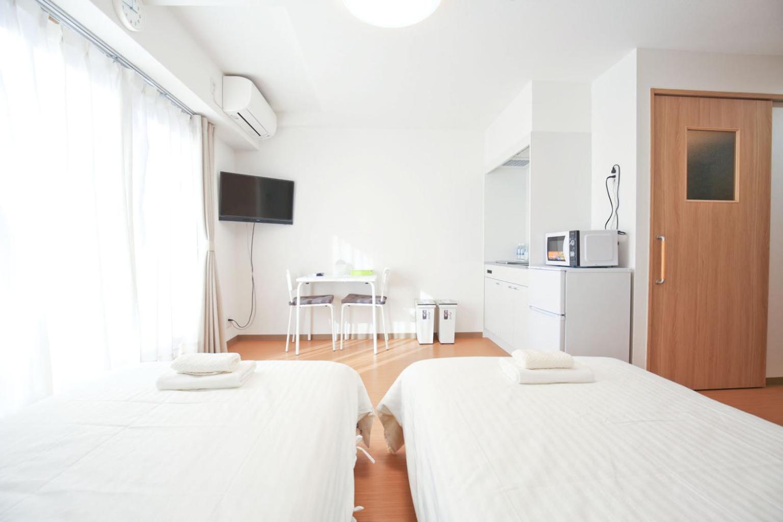 Twin Room with Private Bathroom