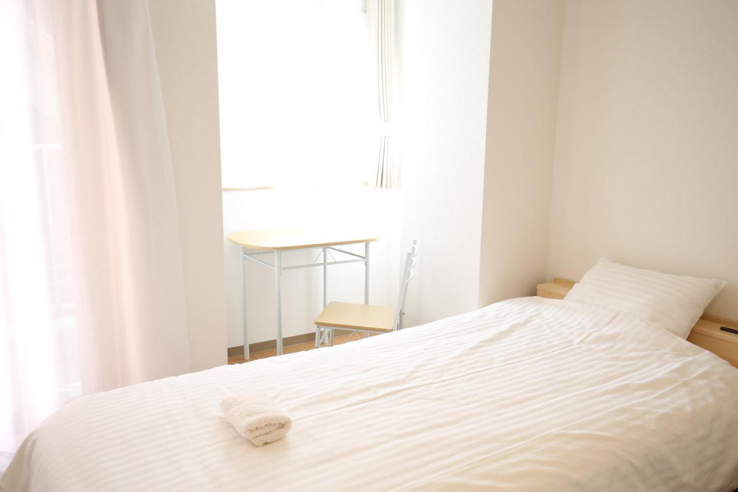Twin Room with Private Bathroom