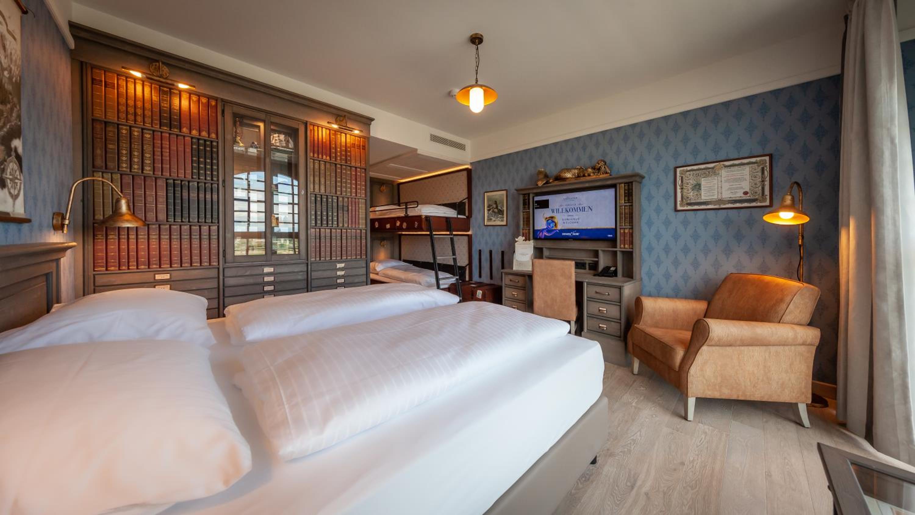 Quadruple Room (2 Adults + 2 Children up to 12 years)	