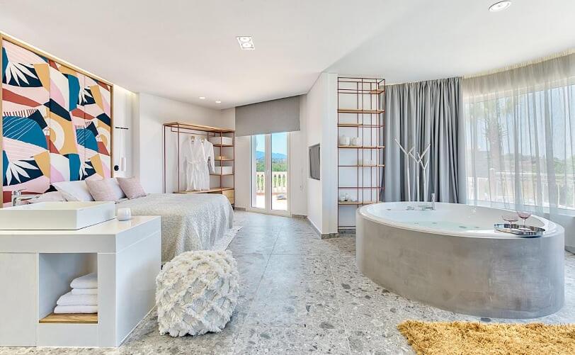 Superior Grand Suite with Spa Bath and Sea view  - Photo 8