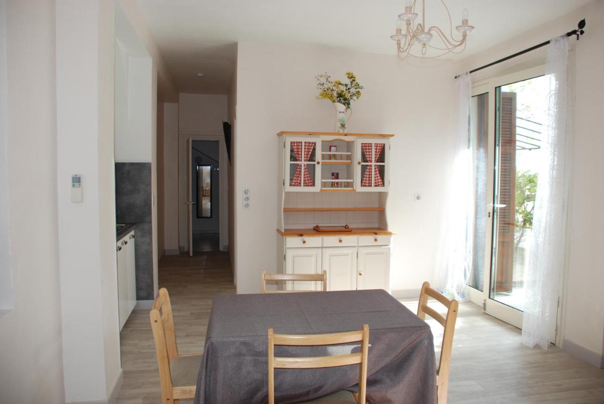 Standard Apartment photo 3