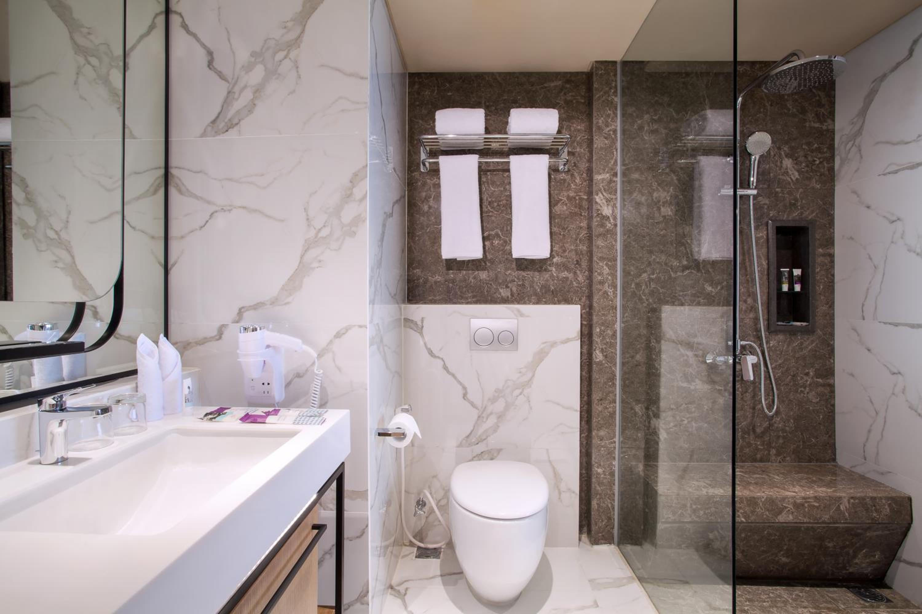 Privilege King Room with Terrace - Photo 5