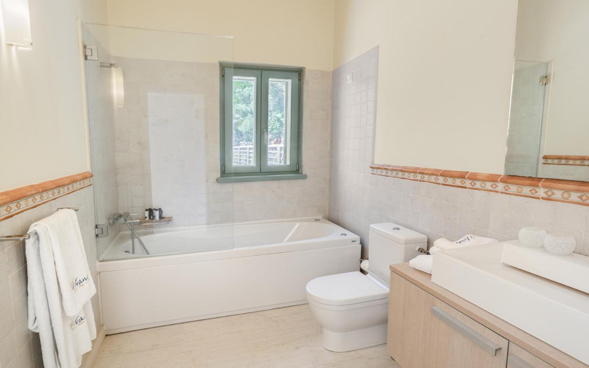 Villa with Private Pool photo 2