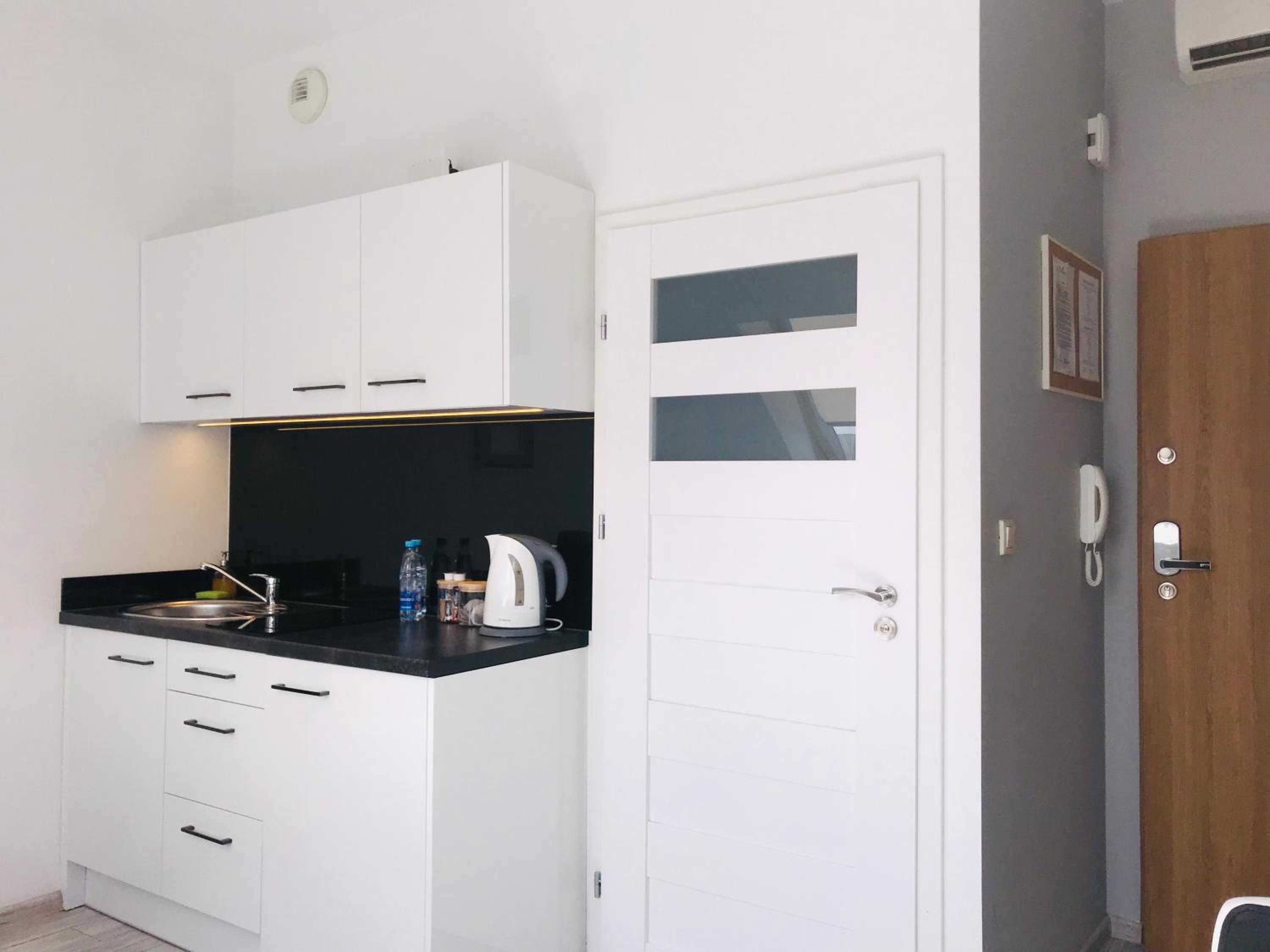 Penthouse Apartment - Photo 13
