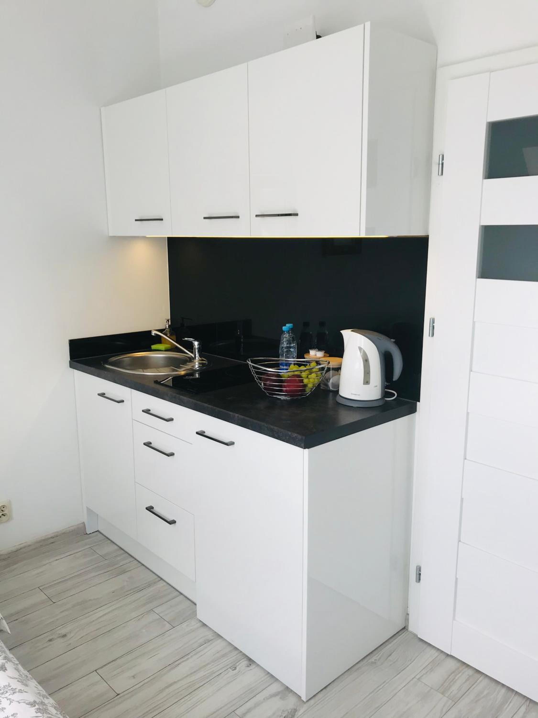 Penthouse Apartment - Photo 3