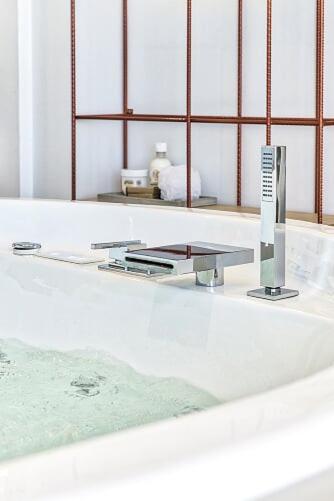Superior Grand Suite with Spa Bath and Sea view  - Photo 3