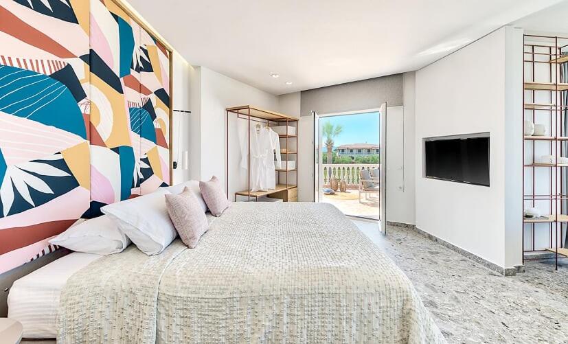 Superior Grand Suite with Spa Bath and Sea view 