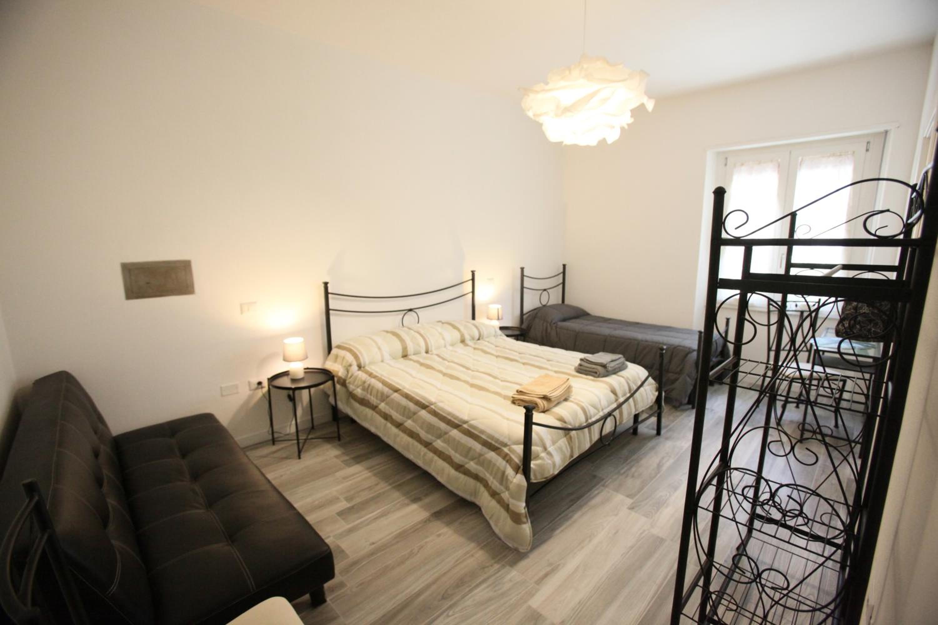 Triple Room with Private Bathroom