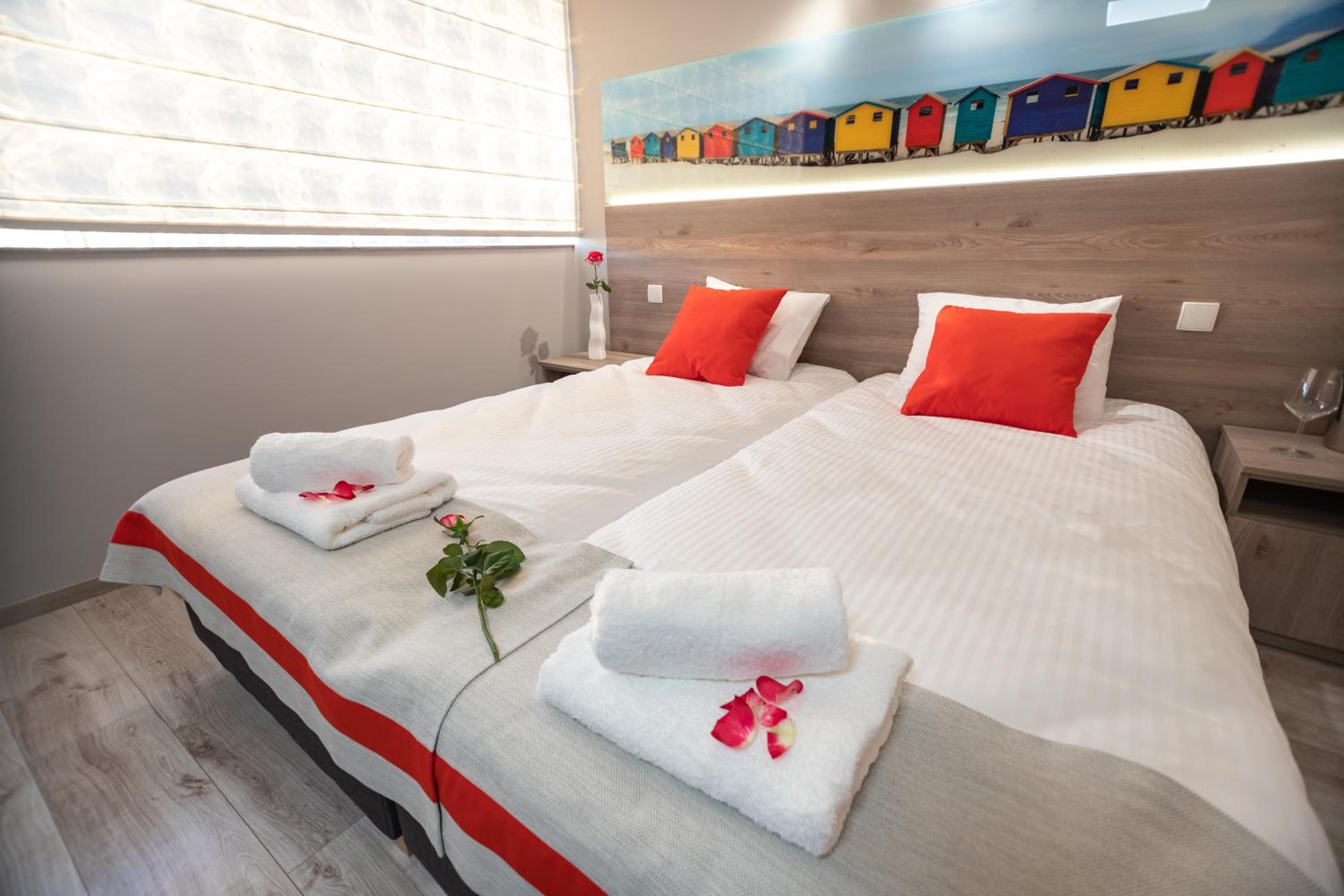 Superior Quadruple Room - Photo 1