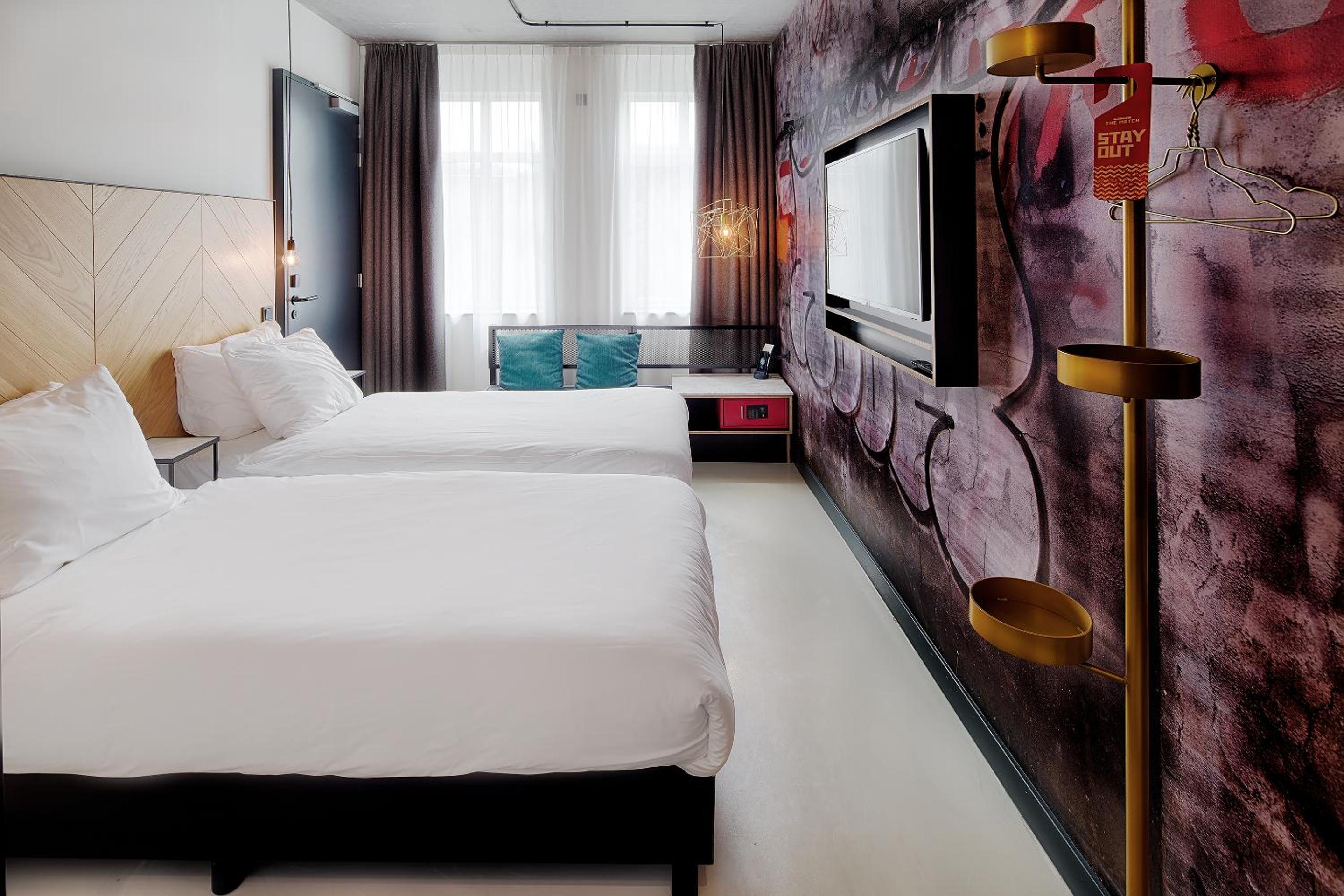 Twin Room - Photo 1