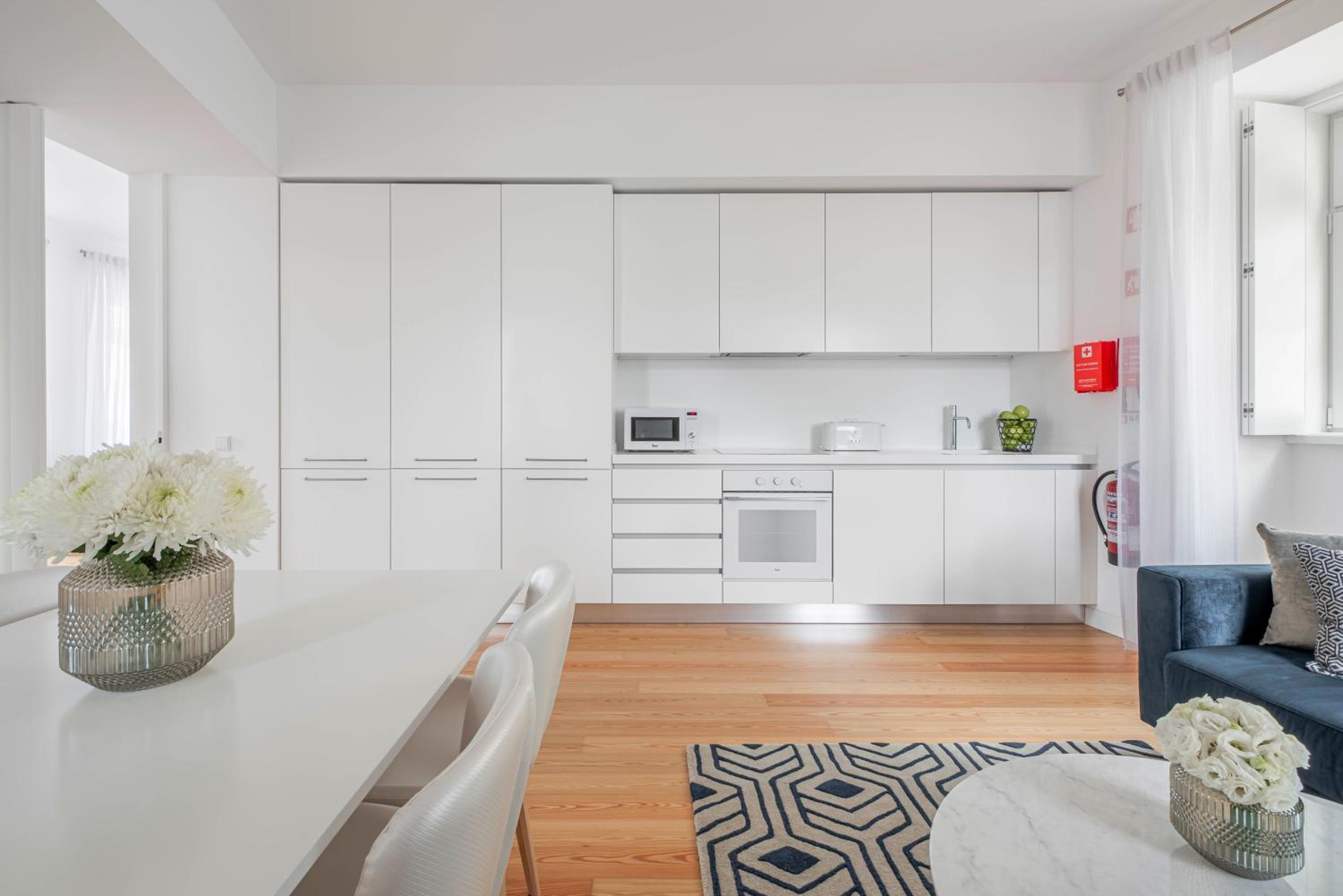 One-Bedroom Apartment - Photo 8